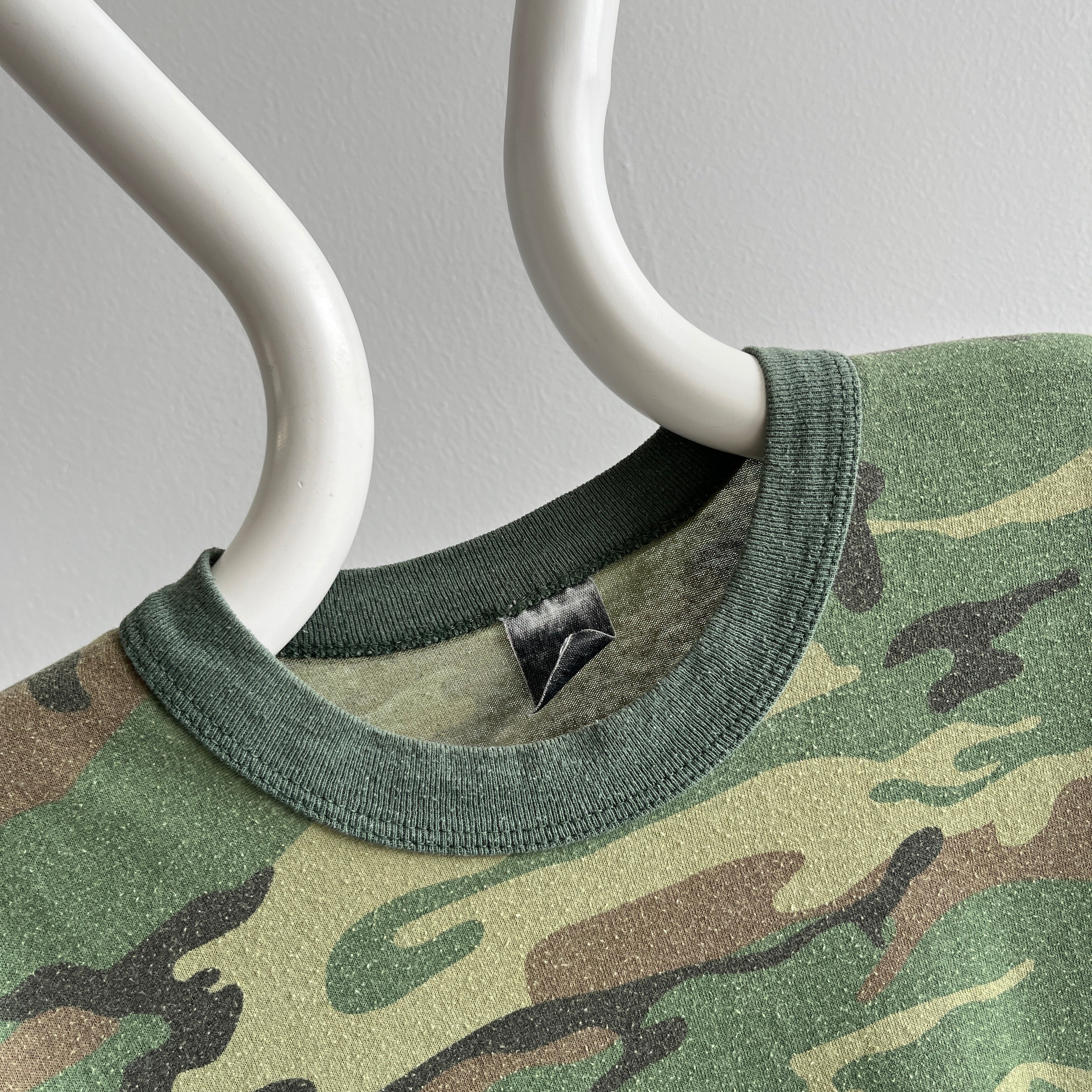 1980s Camo T-Shirt - Great Fit!