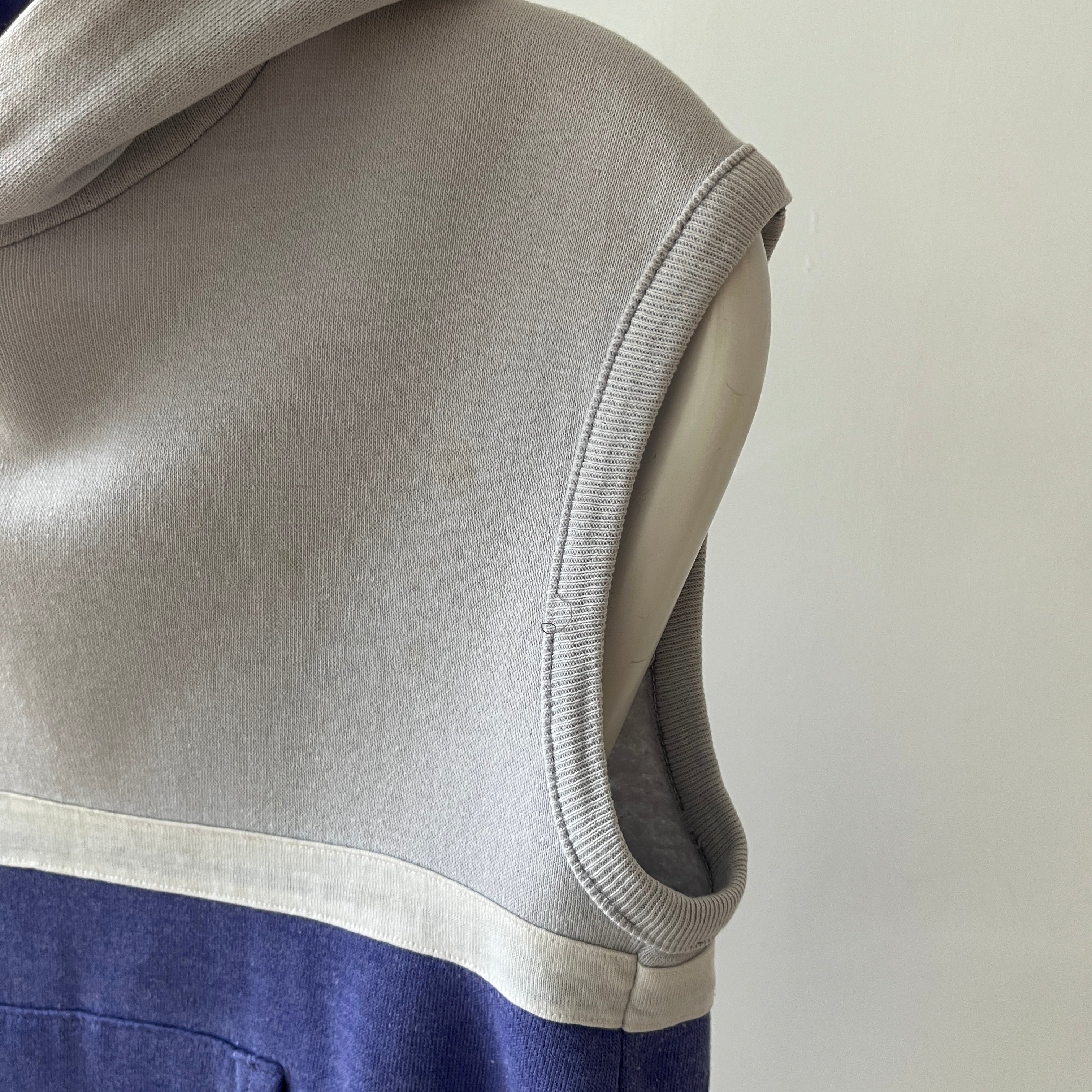 Brouillon de sweat-shirt vierge