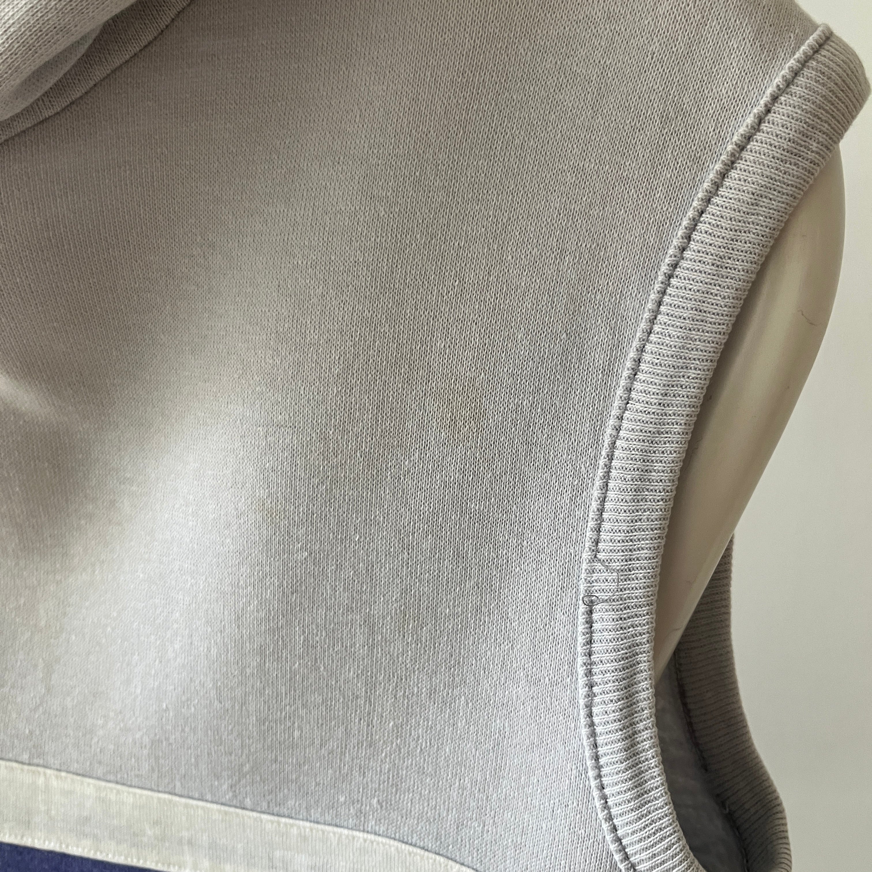 Brouillon de sweat-shirt vierge