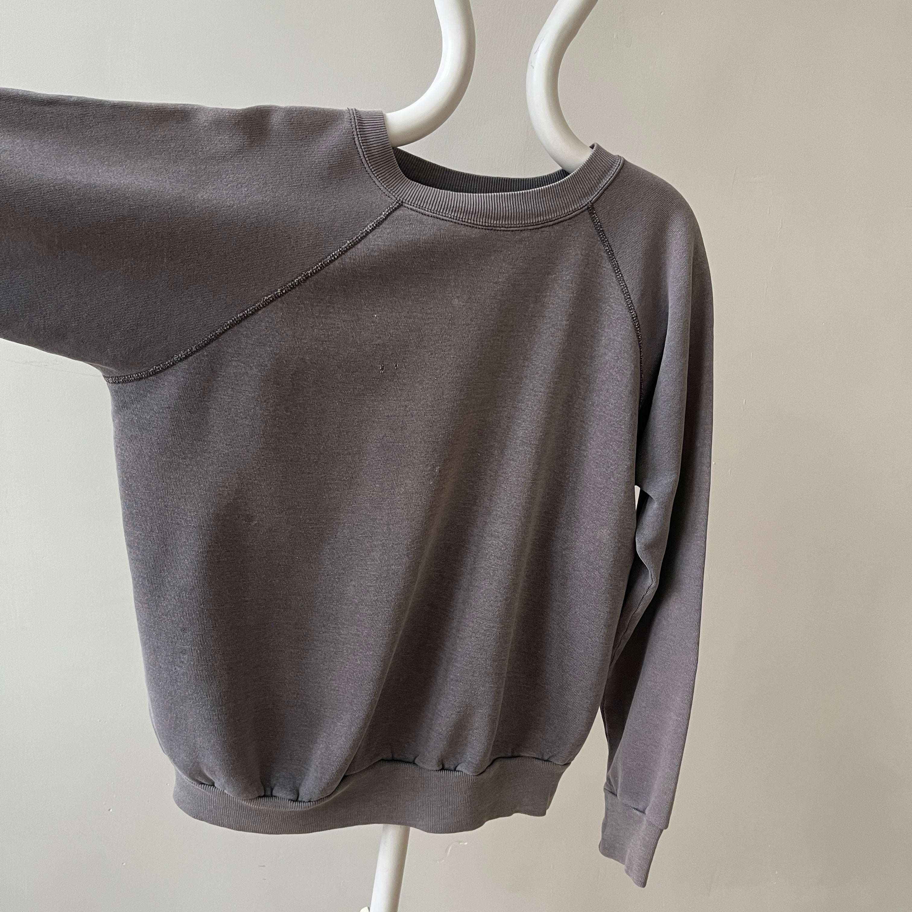Brouillon de sweat-shirt vierge