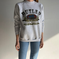 1990s Butler New Jersey - World Class - Sweatshirt