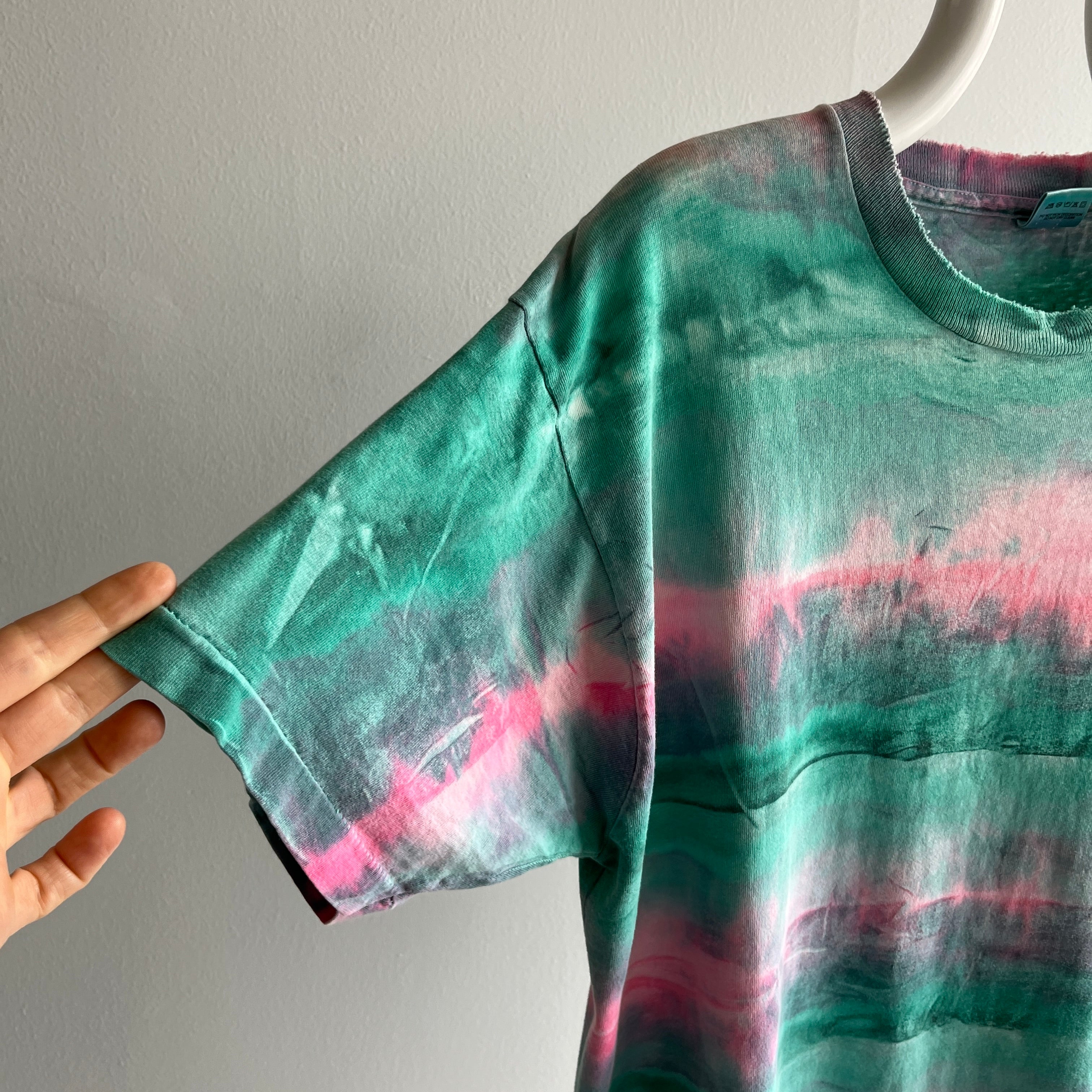 1980/90s Rad Tie Dye Pink and Green T-Shirt