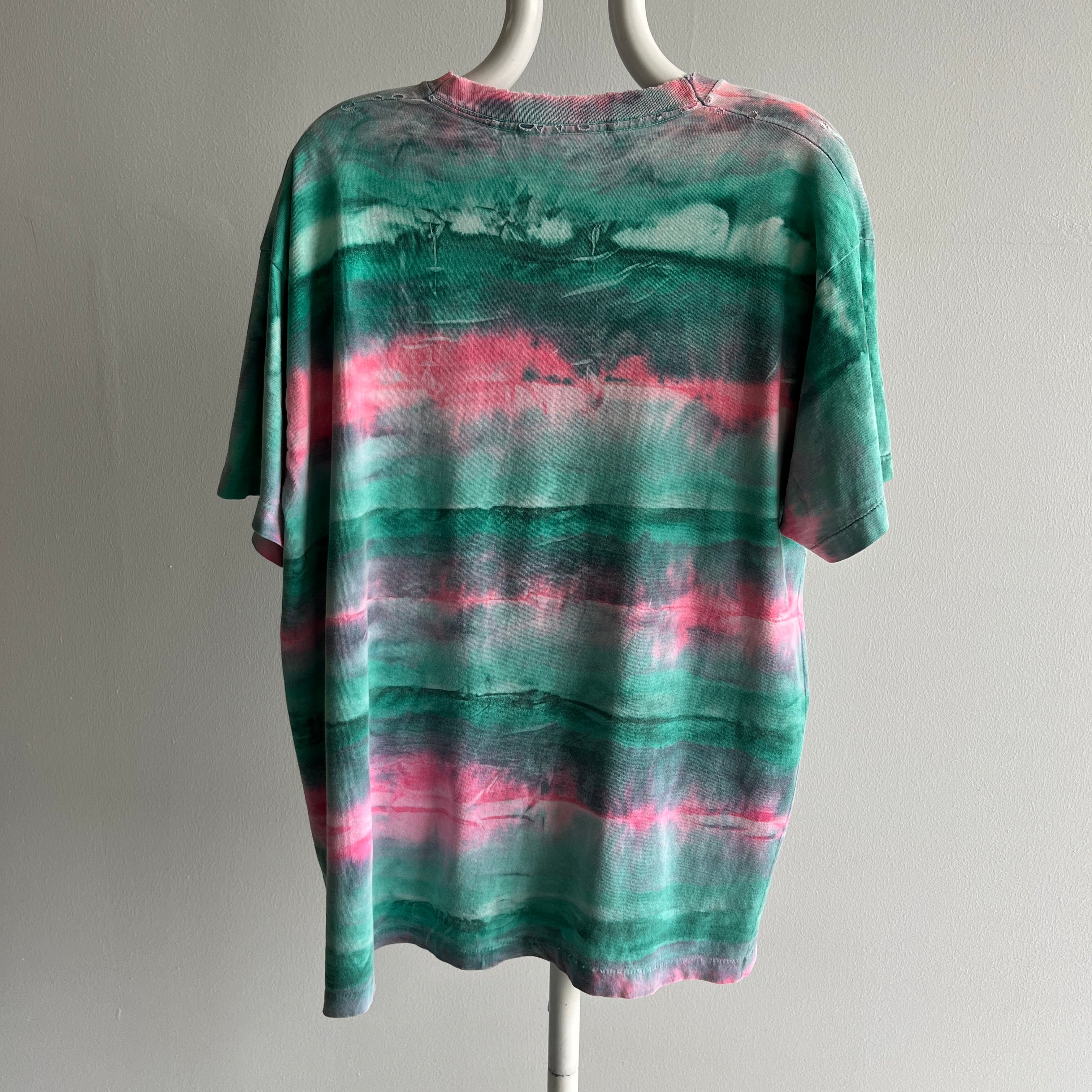 1980/90s Rad Tie Dye Pink and Green T-Shirt