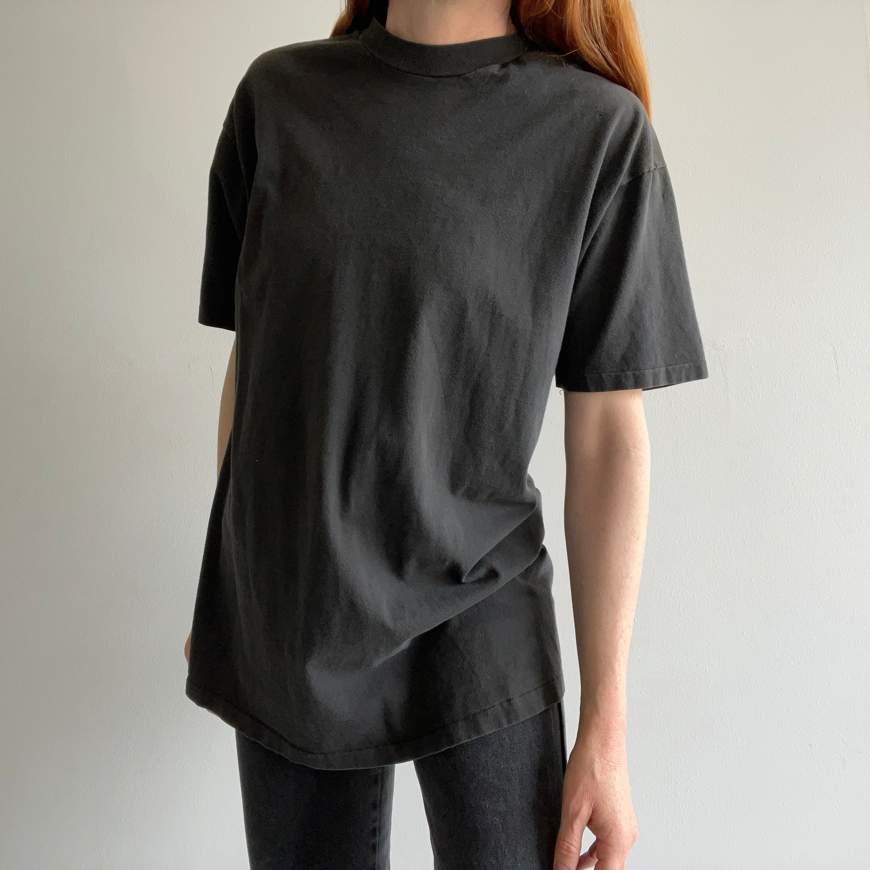 1980s Faded and Perfectly Worn Blank Black T-Shirt