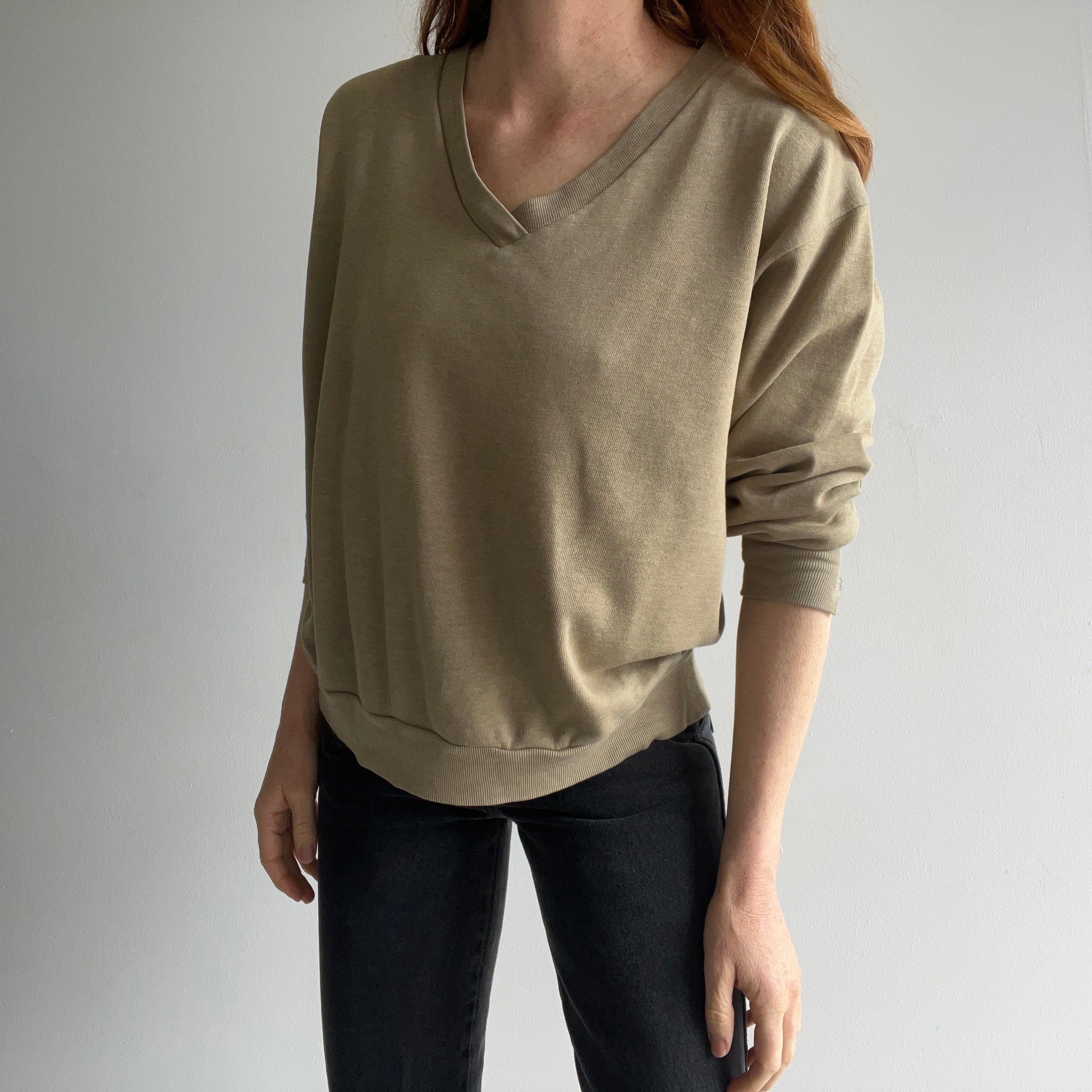 1970s Spruce Khaki V-Neck Sweatshirt