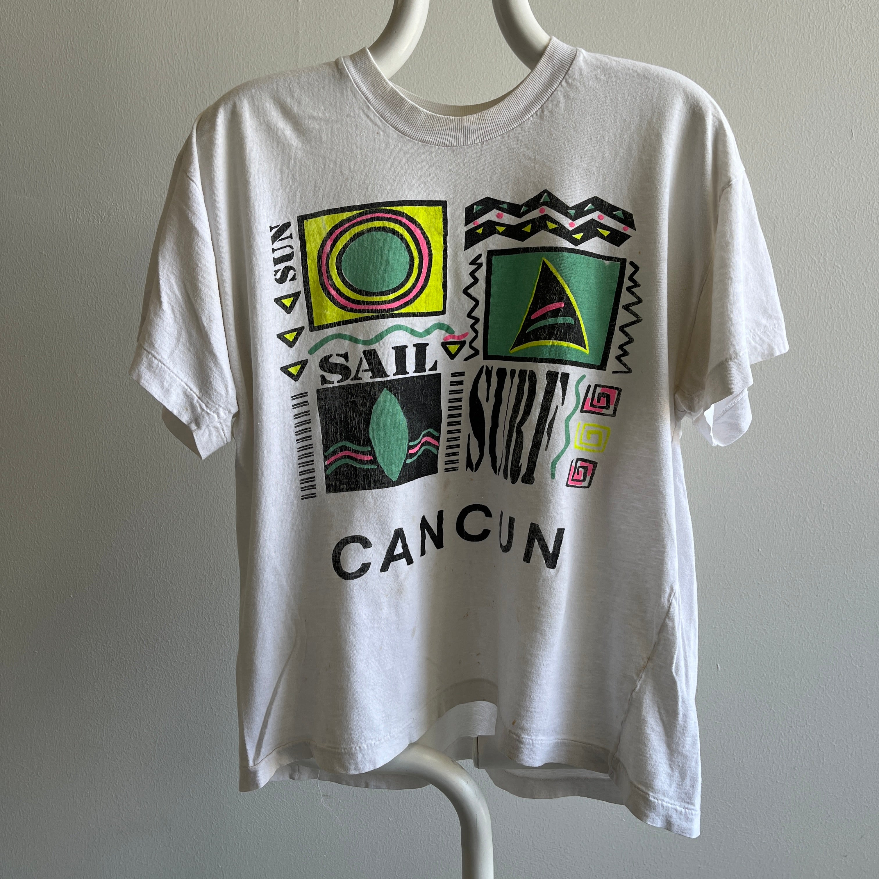 T-shirt touristique doux et souple Cancun des années 1980