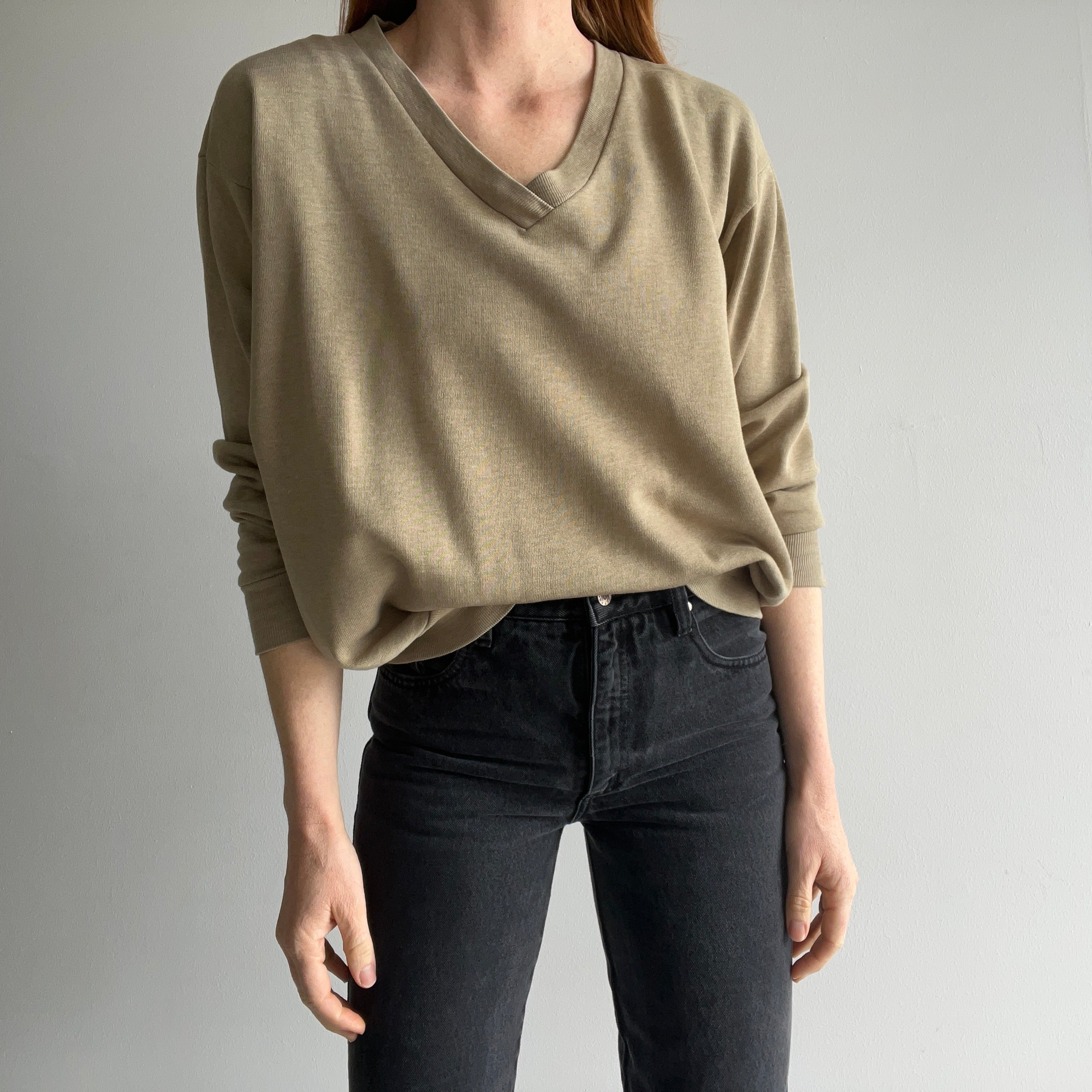 1970s Spruce Khaki V-Neck Sweatshirt