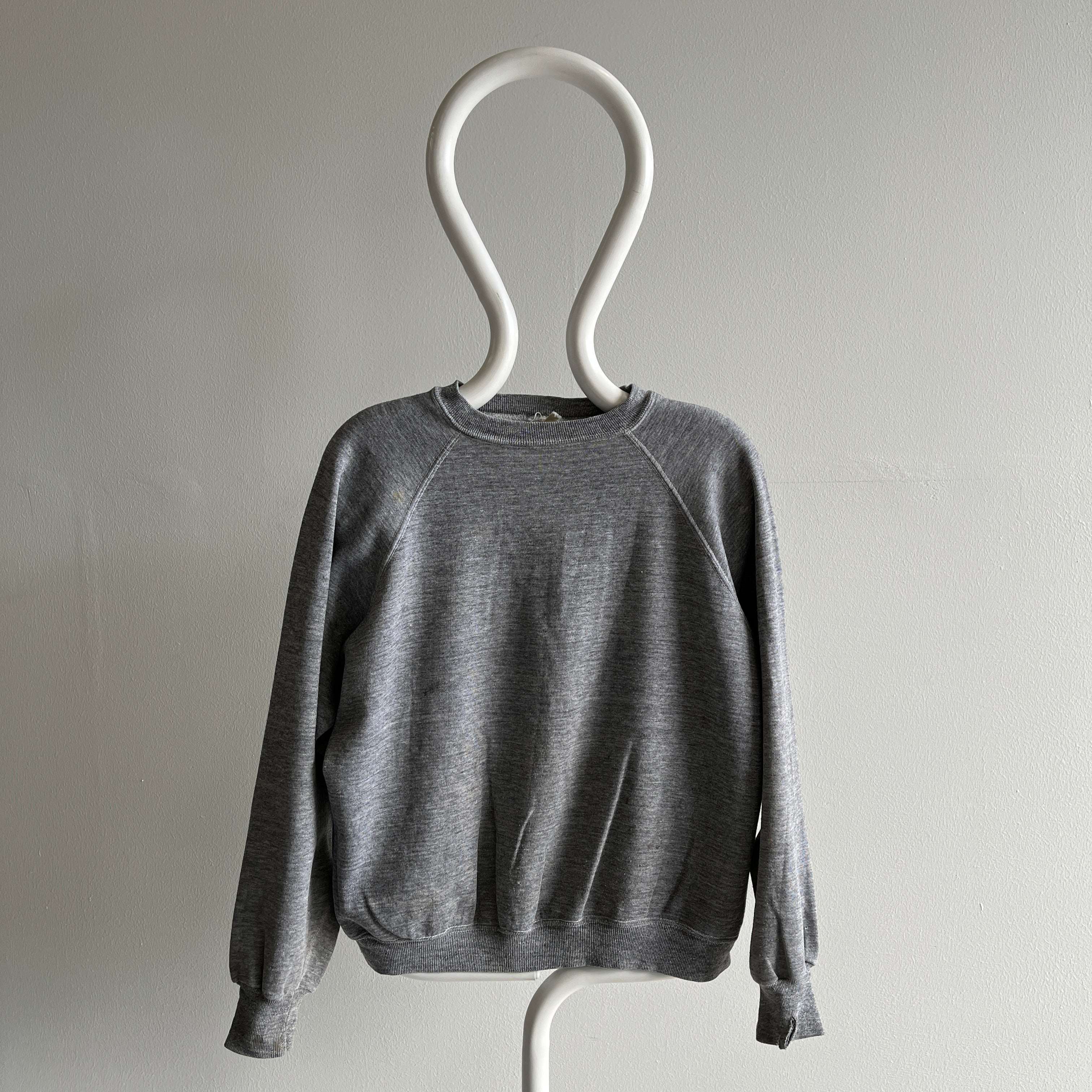 Sweat-shirt raglan ravissant gris moyen des années 1970