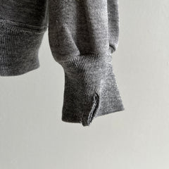 1970s Medium Gray Delightful Raglan Sweatshirt