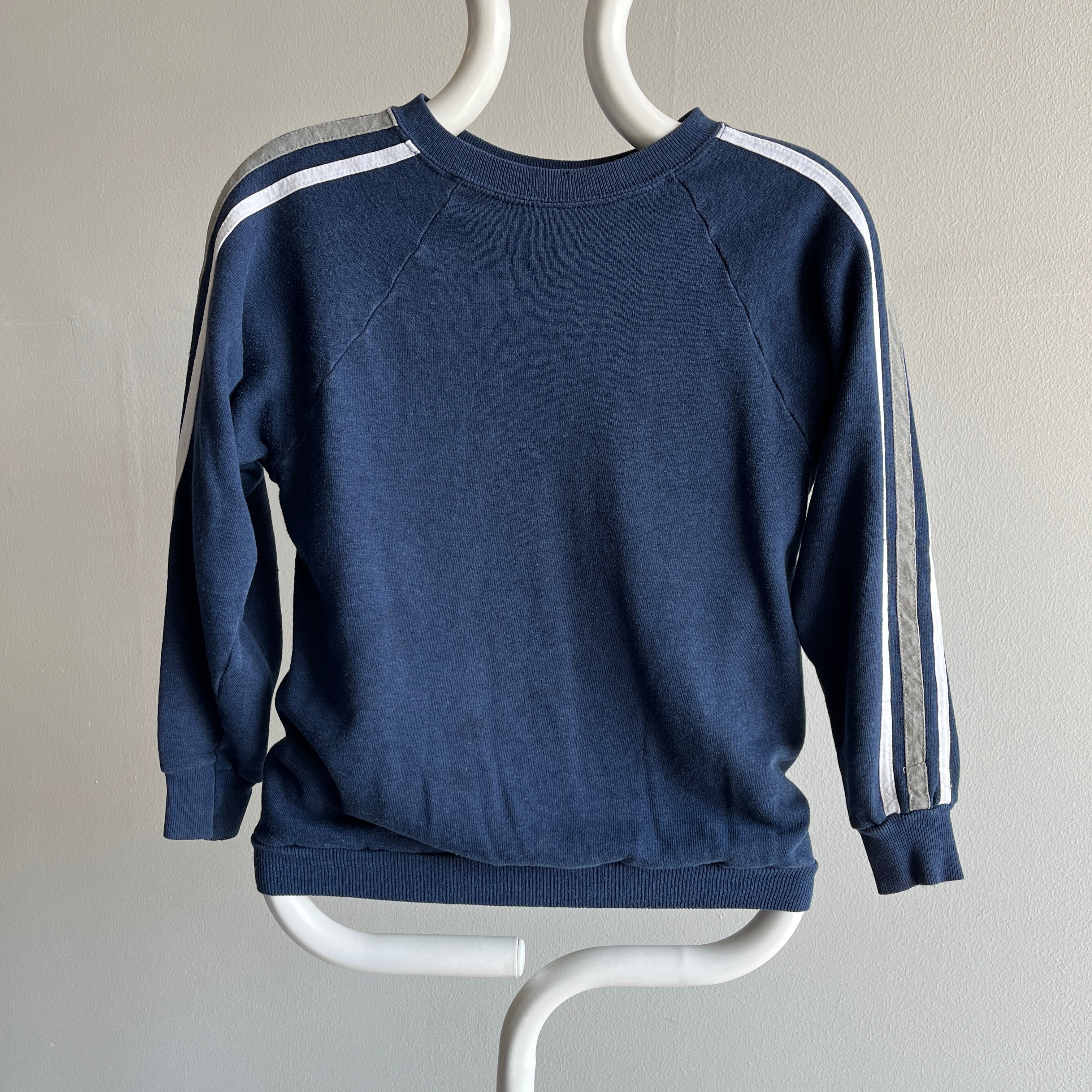 1980s XS Raglan à rayures à trois manches