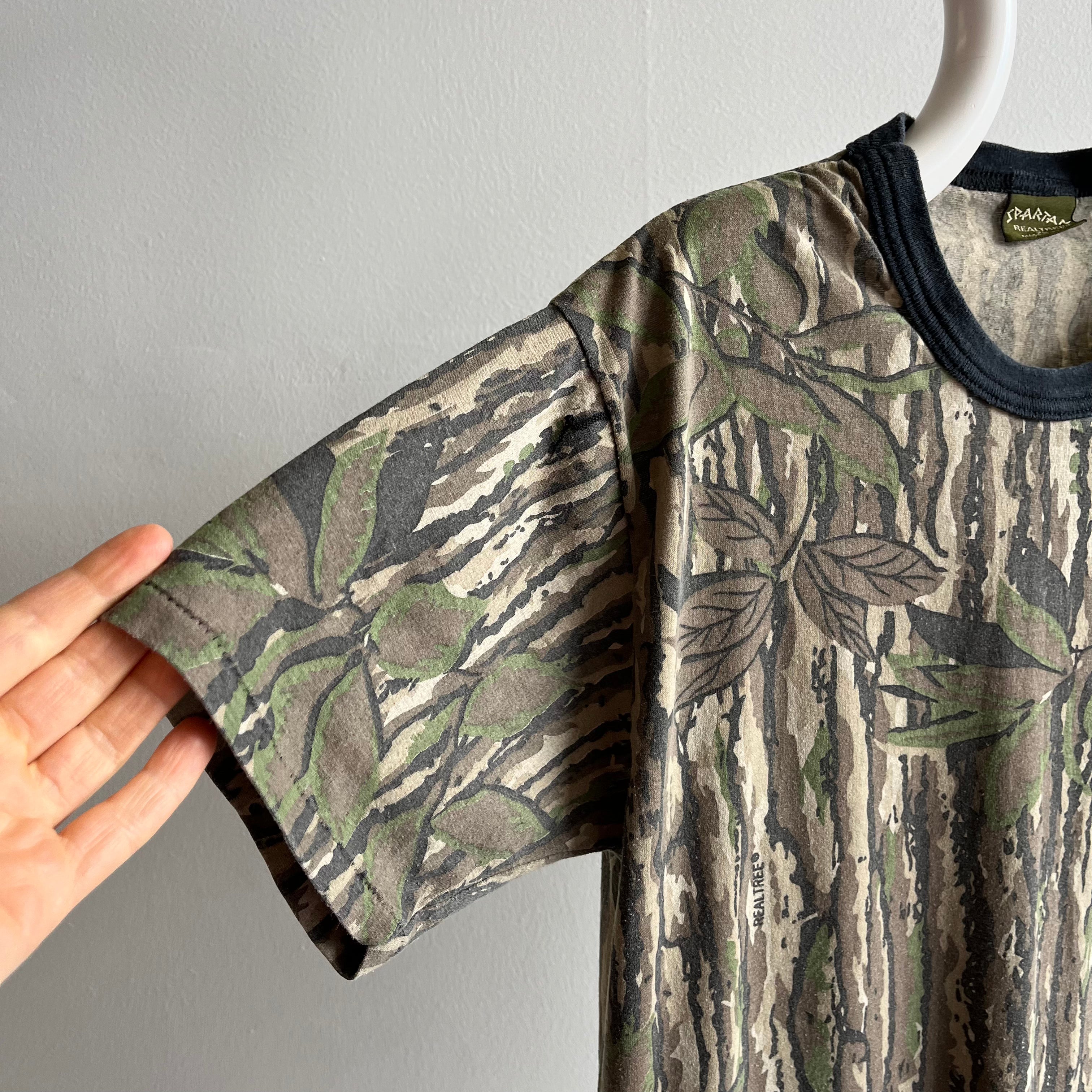 1980/90s Real Tree Camo t-Shirt with a Rolled Neck and Pocket