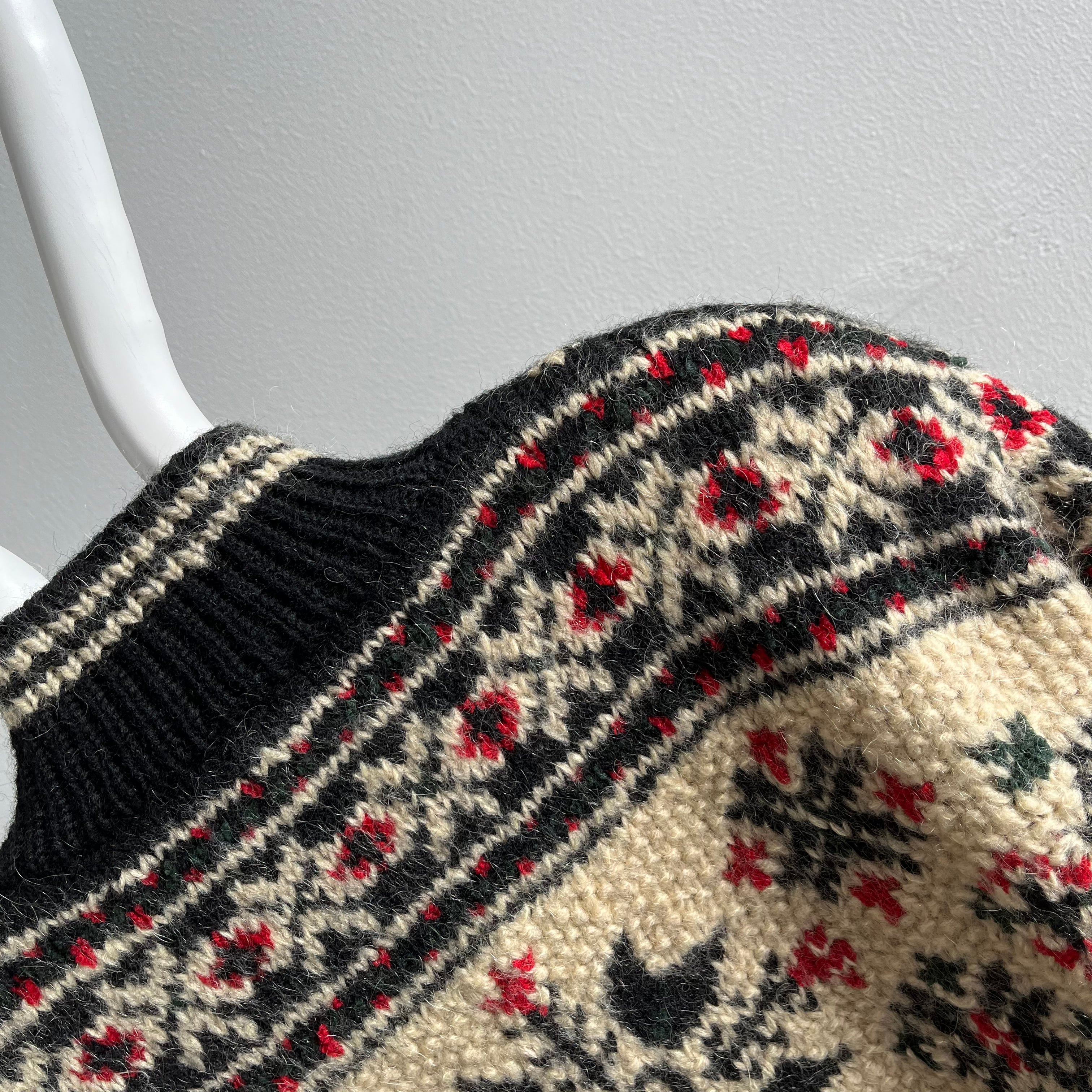 1990s Hand Knit Jones New York Winter Mock Neck Sweater