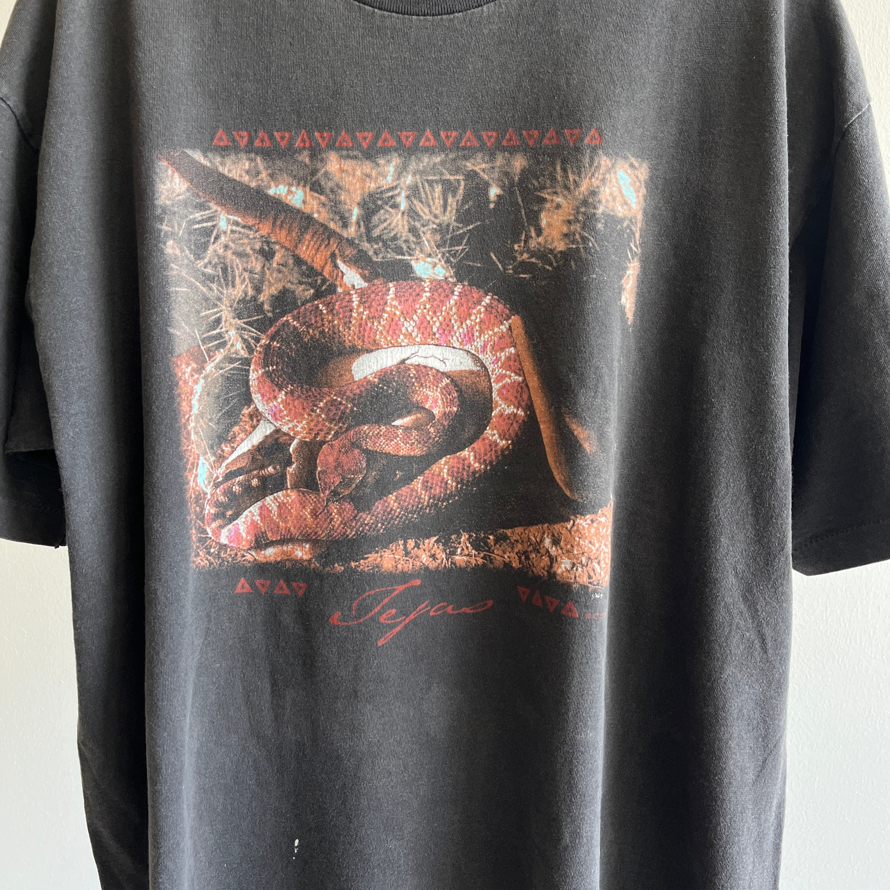 T-shirt serpent à sonnettes des années 1990 au Texas