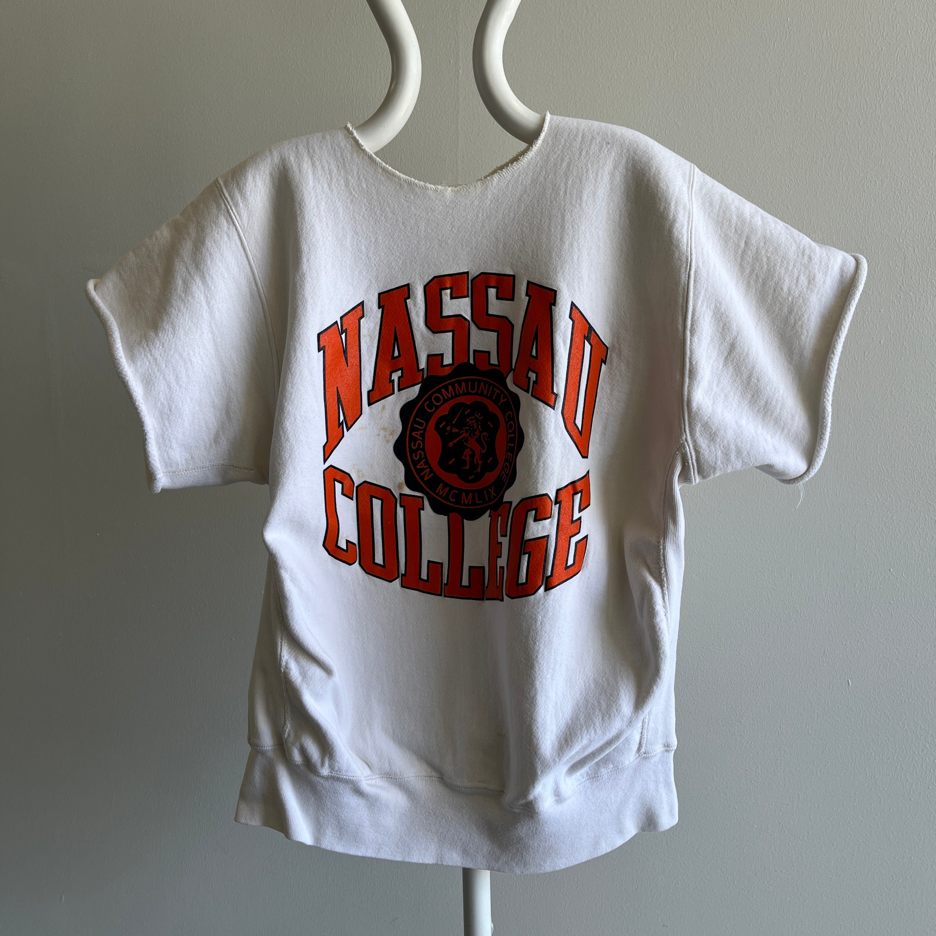 1980s Nassau College Pro Weave Warm Up By MVP