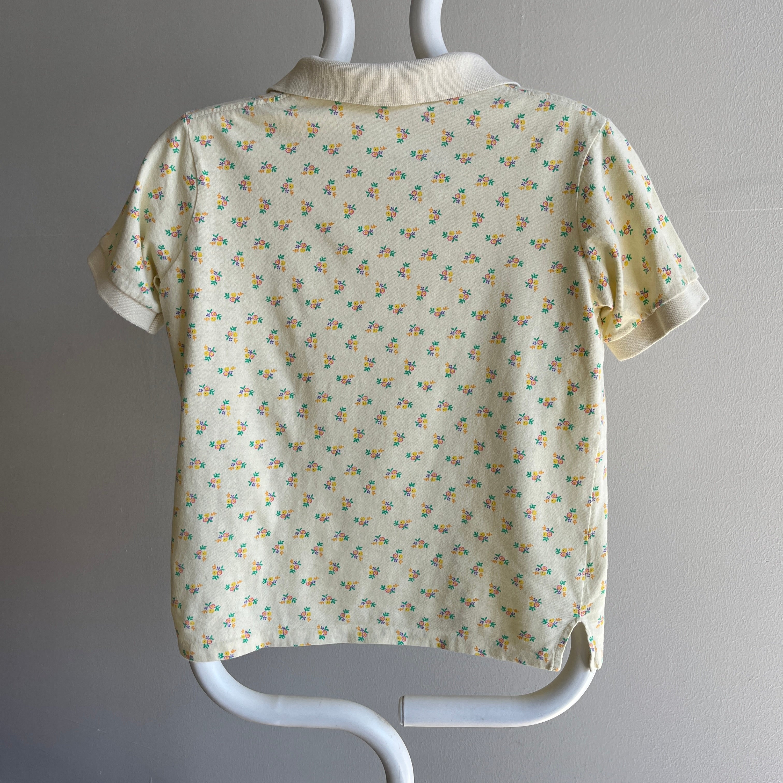 1980s LL Bean Floral Polo T-Shirt - Fabriqué aux États-Unis