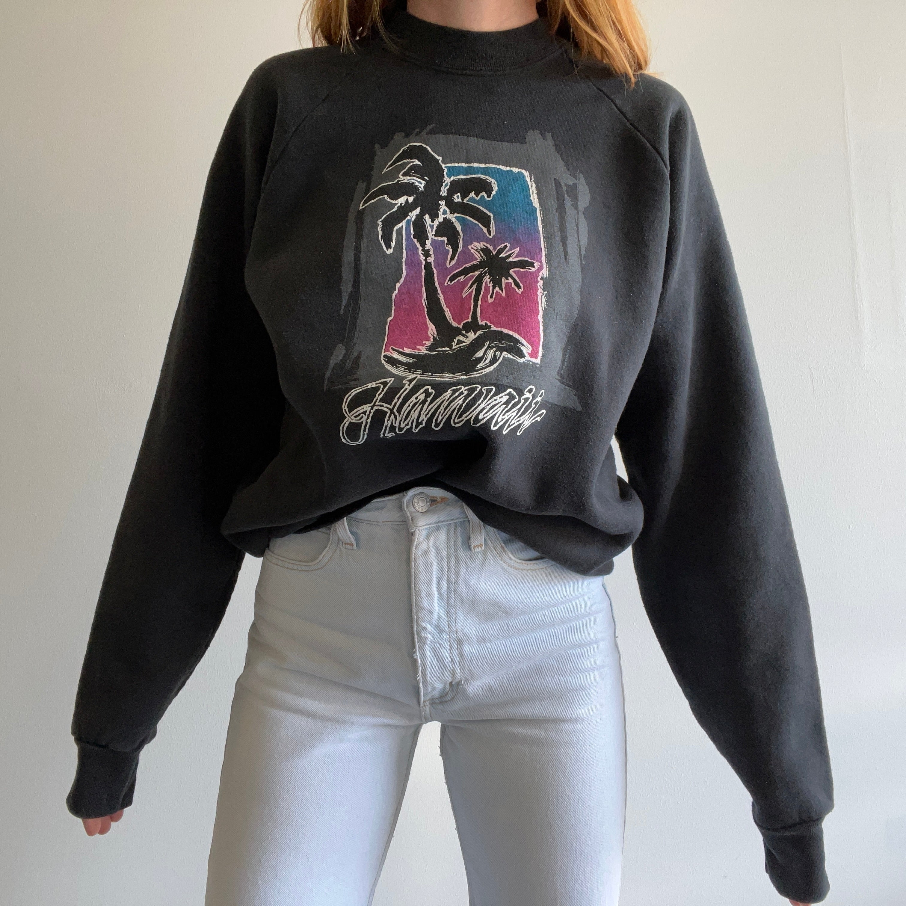 1980s Hawaii Tourist Medium Weight Sweatshirt