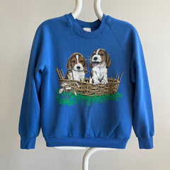 1989 Sweat-shirt Deux chiots Beagle dans un panier