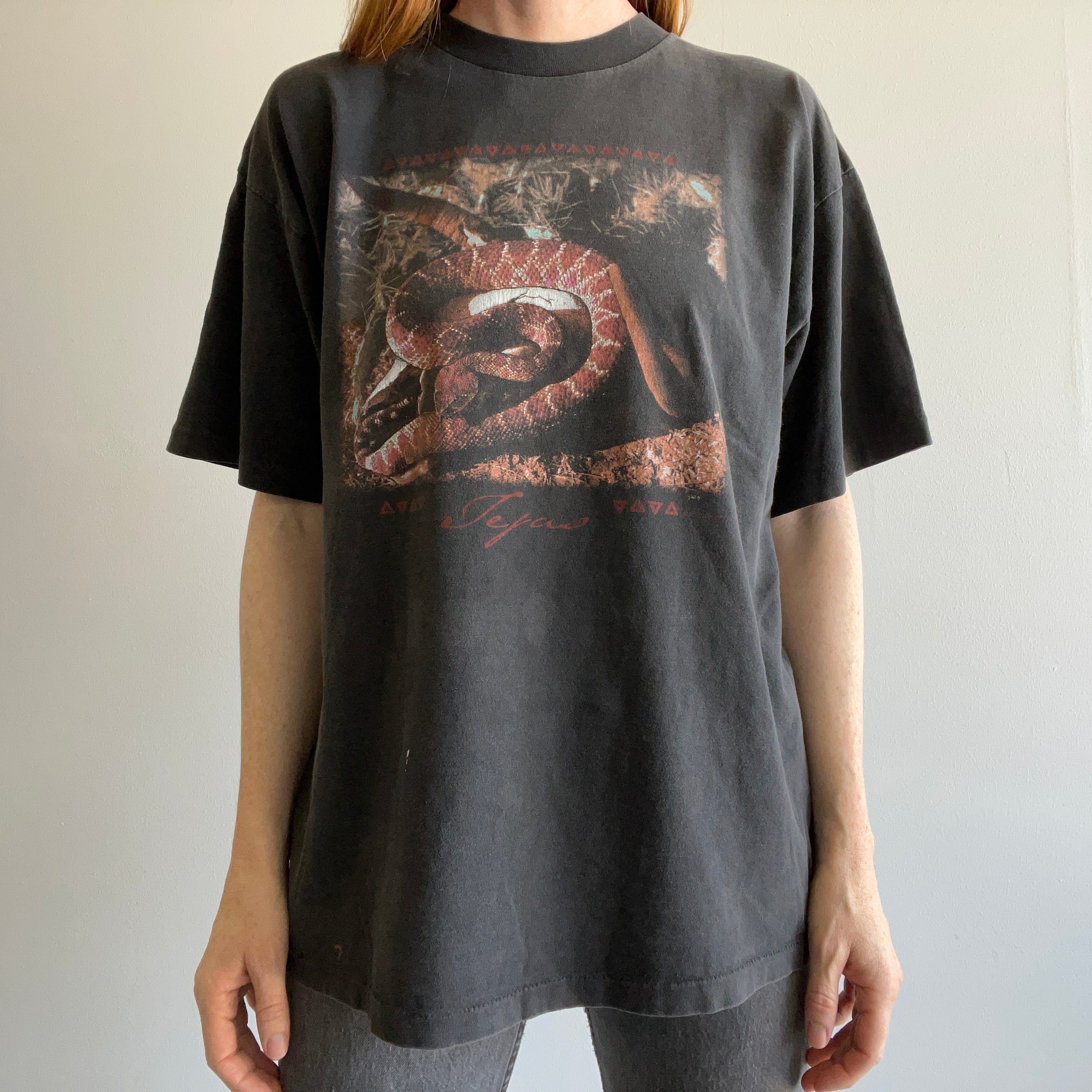 T-shirt serpent à sonnettes des années 1990 au Texas