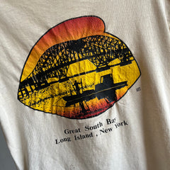 1980s Great South Bay, Long Island Aged Stained (Now Ecru) T-shirt presque fin comme du papier