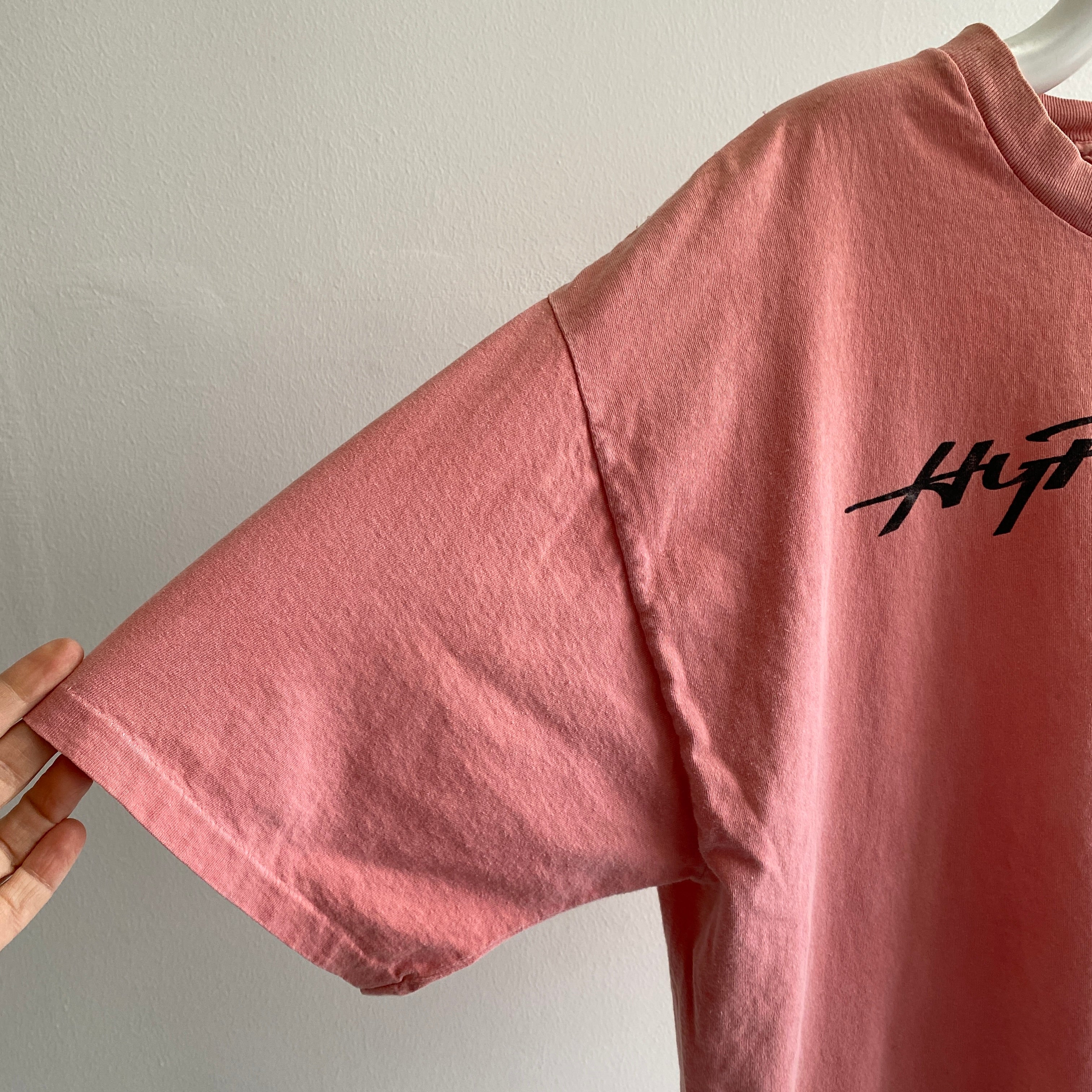 T-shirt hypercolor surdimensionné des années 1990