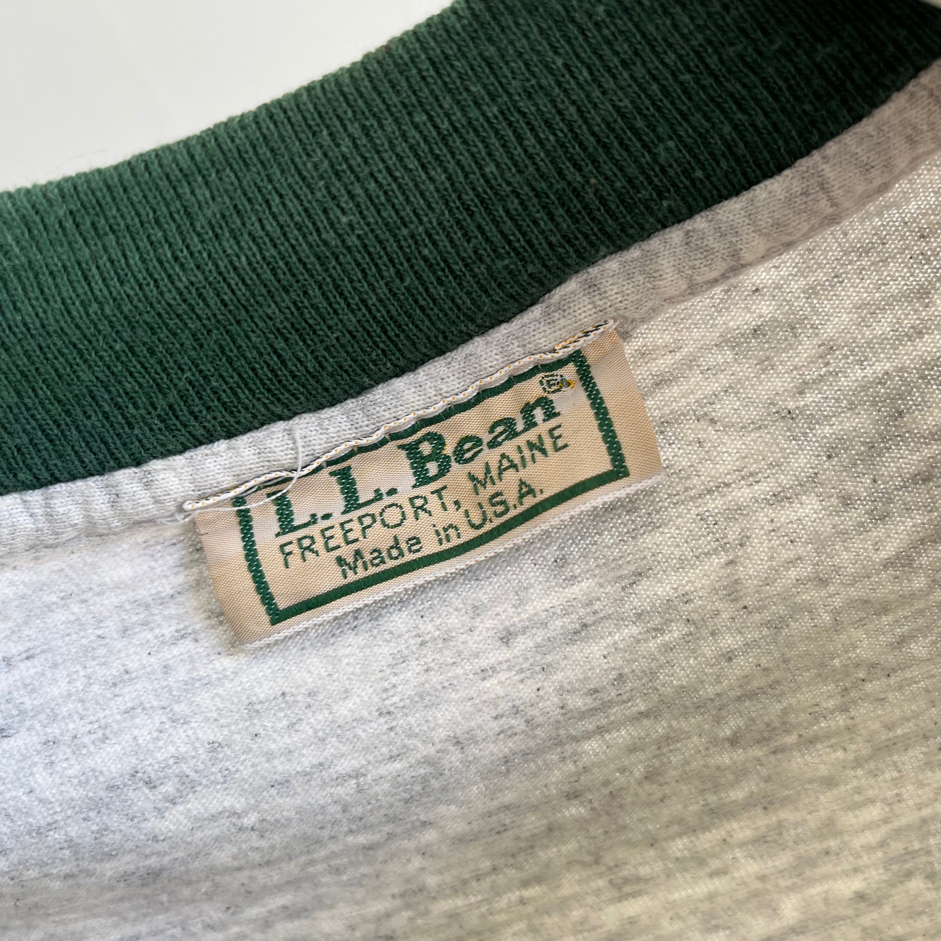 1980s LL Bean USA Made T-shirt à épaules matelassées bicolores