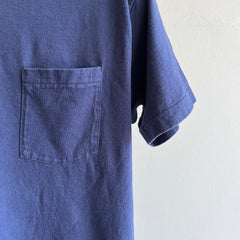 T-shirt à poche bleu marine des années 1990 par BVD