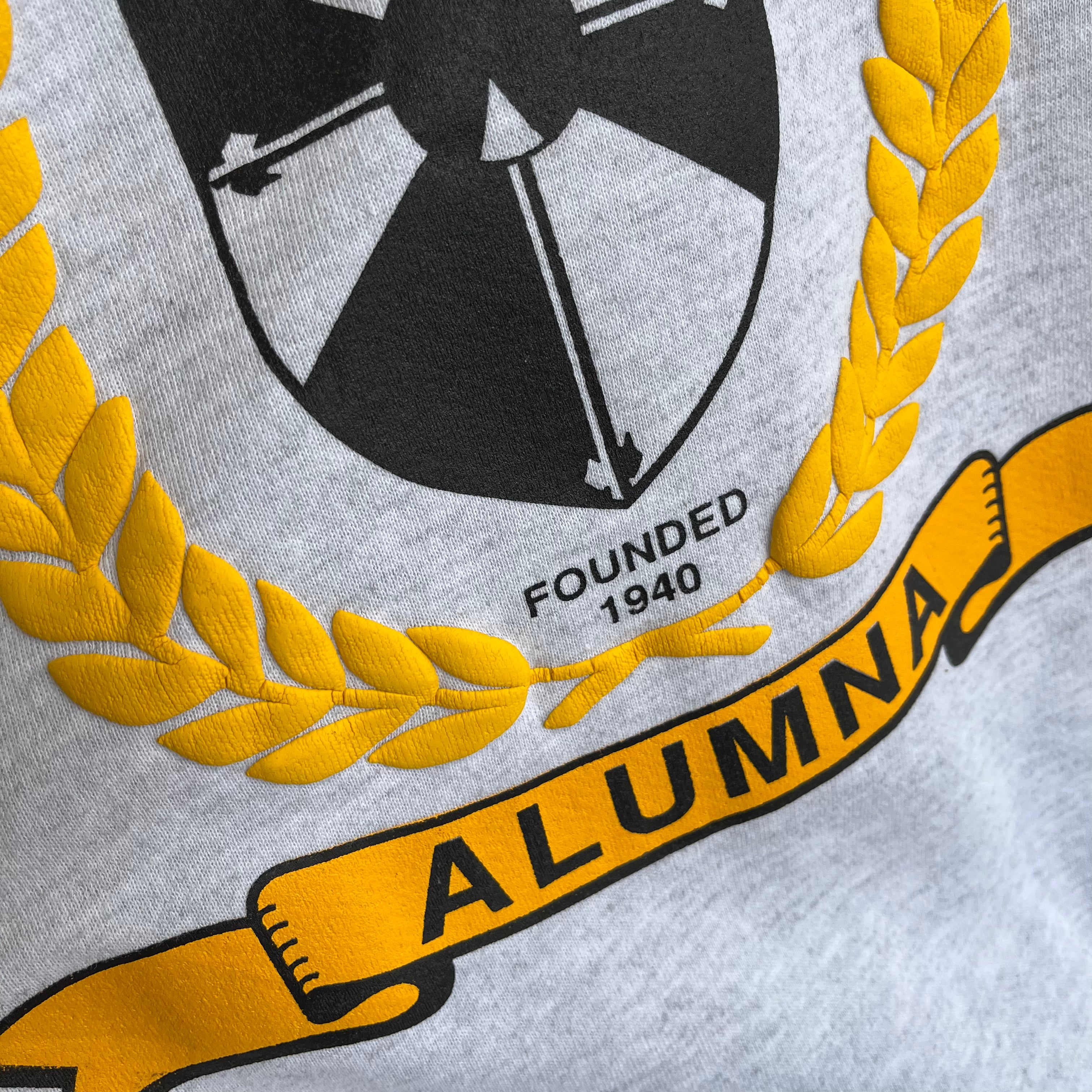 1990s Dominica Alumuna Sweatshirt