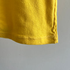 T-shirt à poche jaune en coton vierge des années 1980