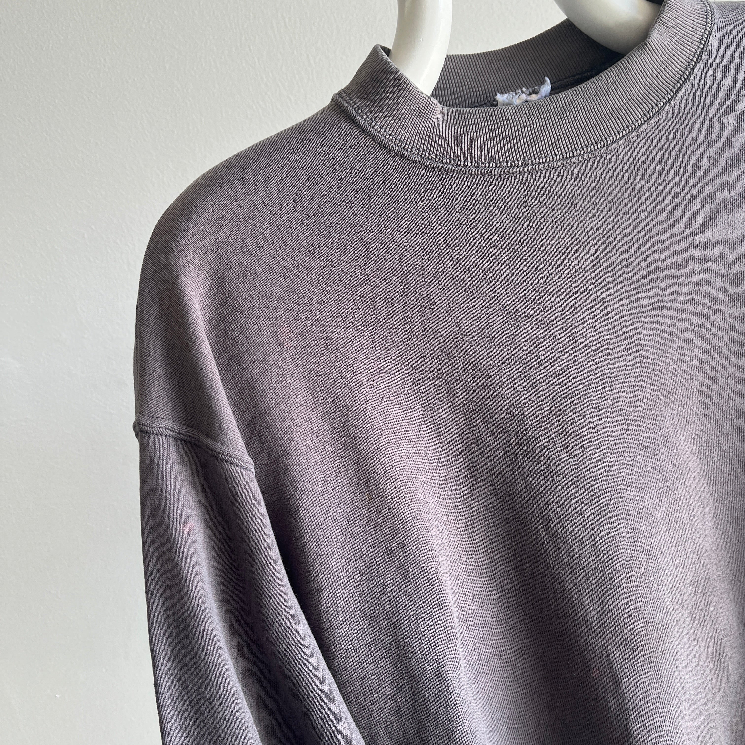 Sweat-shirt gris foncé joliment taché et usé des années 1990
