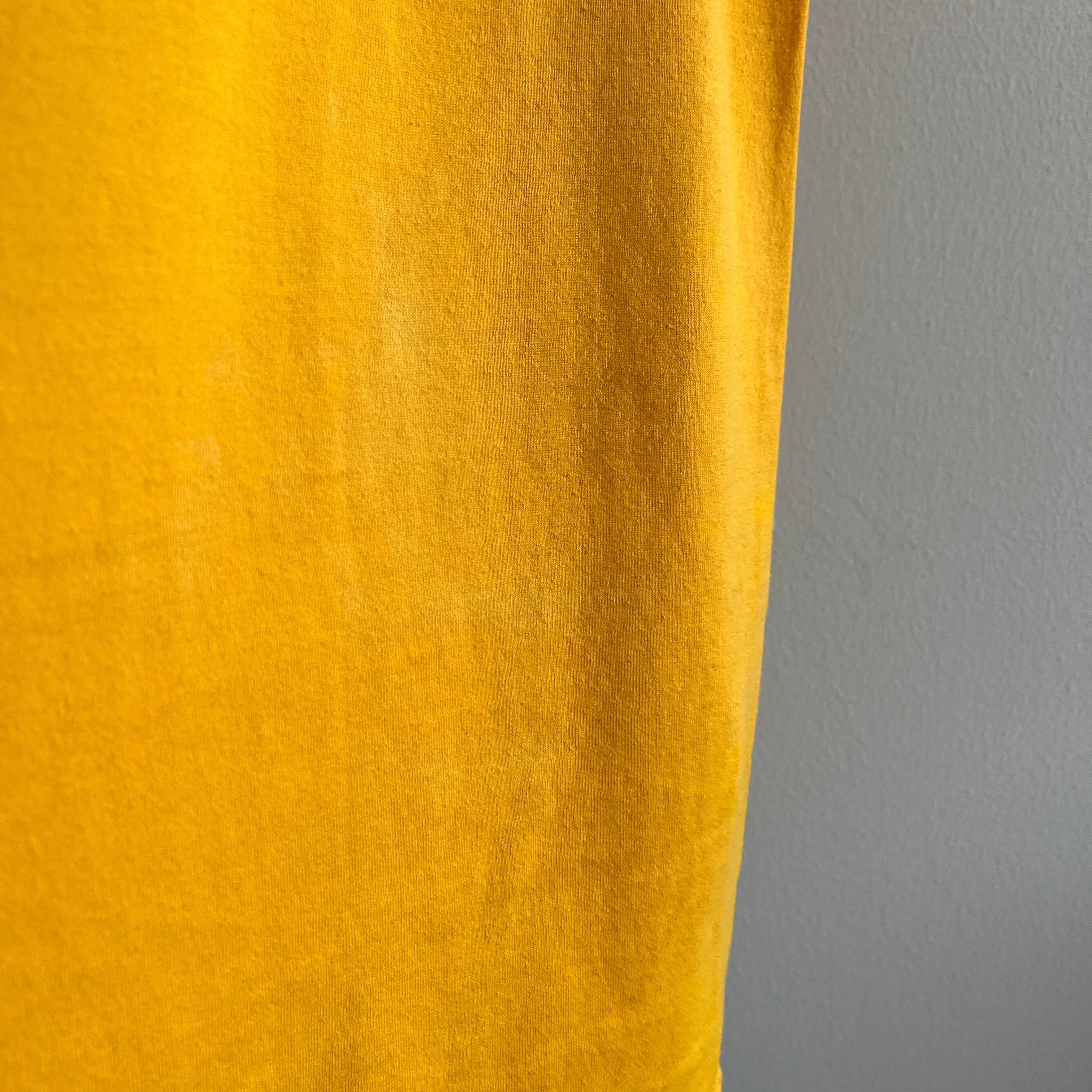 T-shirt Henley blanc Russell des années 1980 jaune soleil