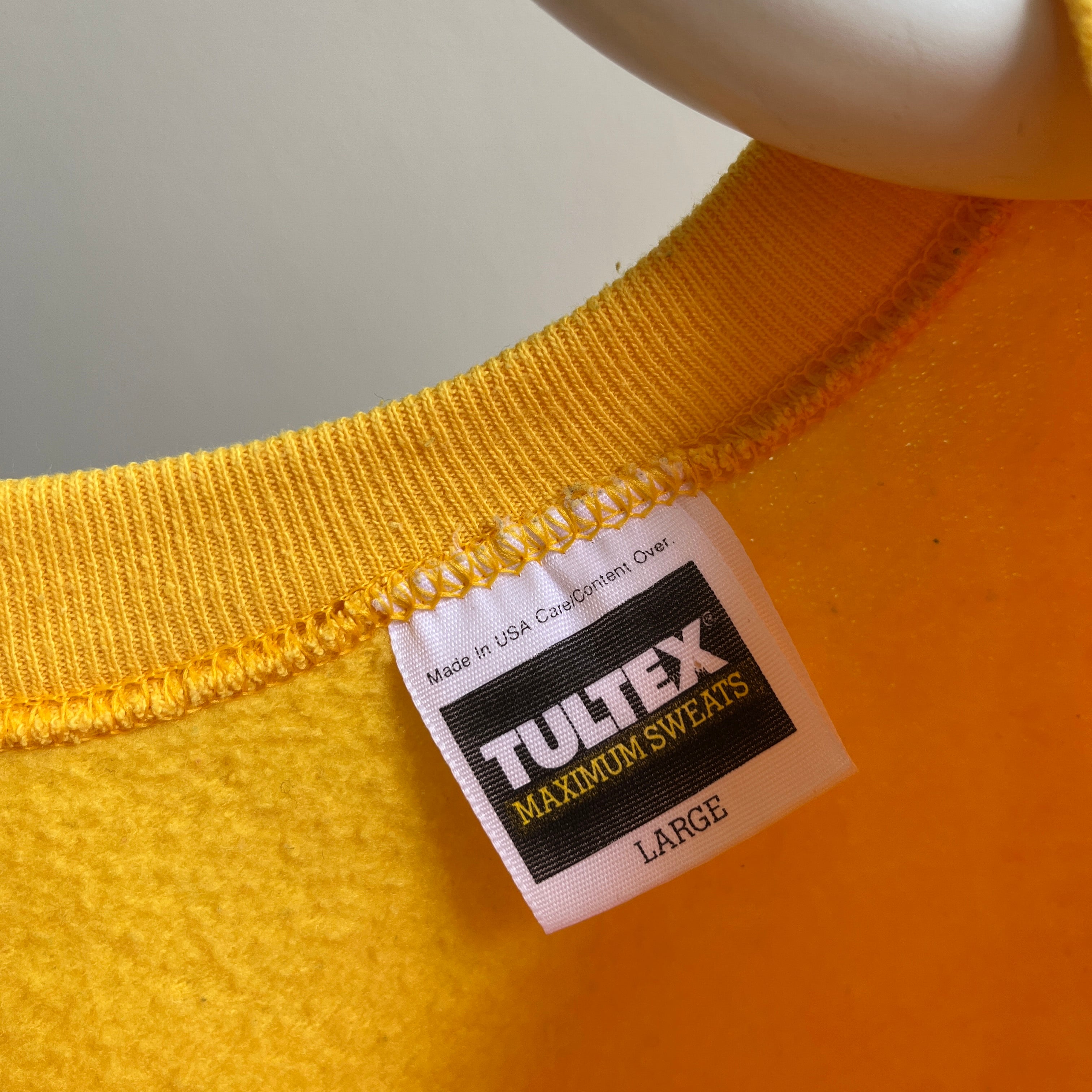 Raglan jaune vierge des années 1990 par Tultex