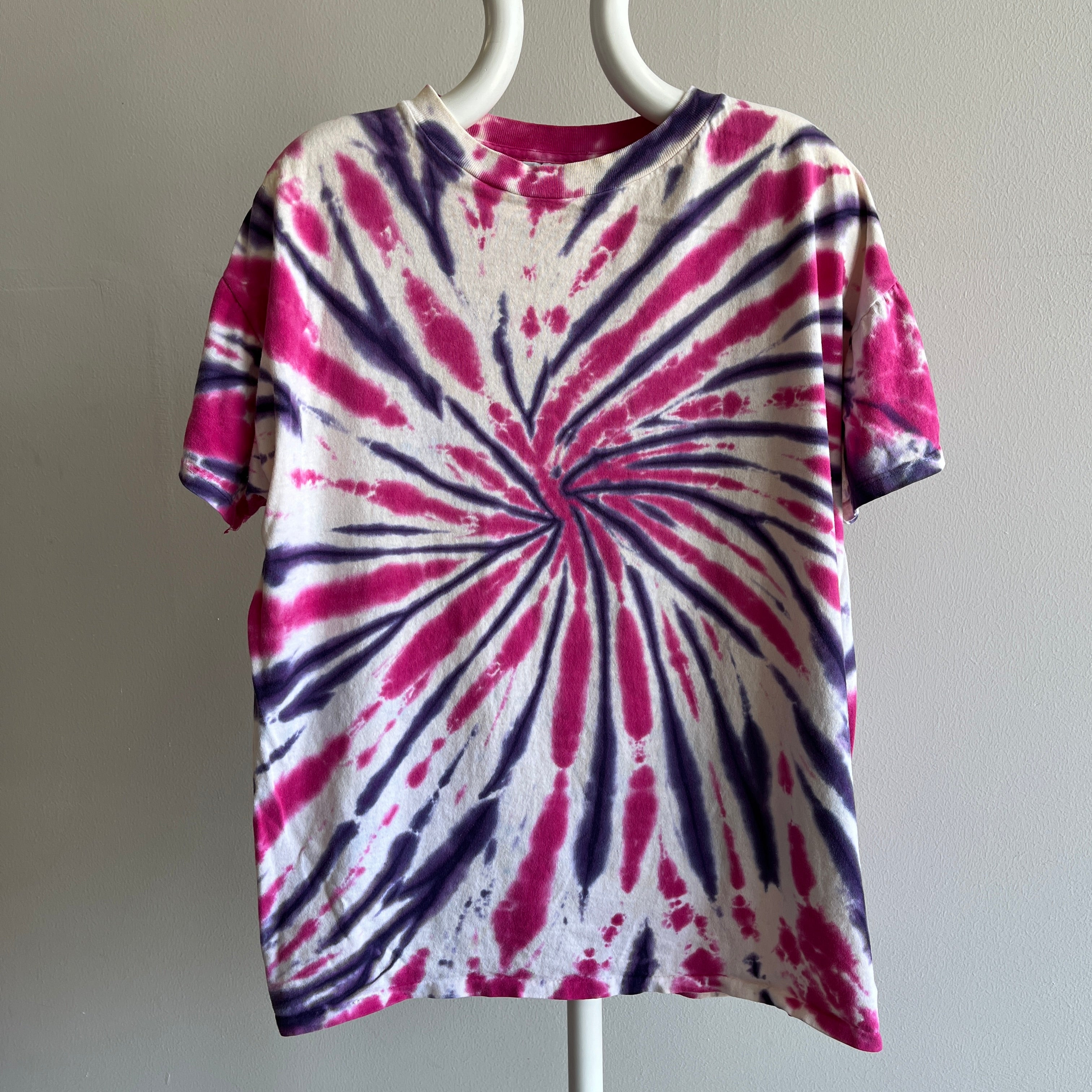 T-shirt en coton teint par nœuds rose et violet des années 1990