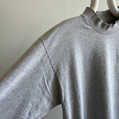 GG 1990s USA Made Nike Larger Long Sleeve Gray Mock Neck T-Shirt