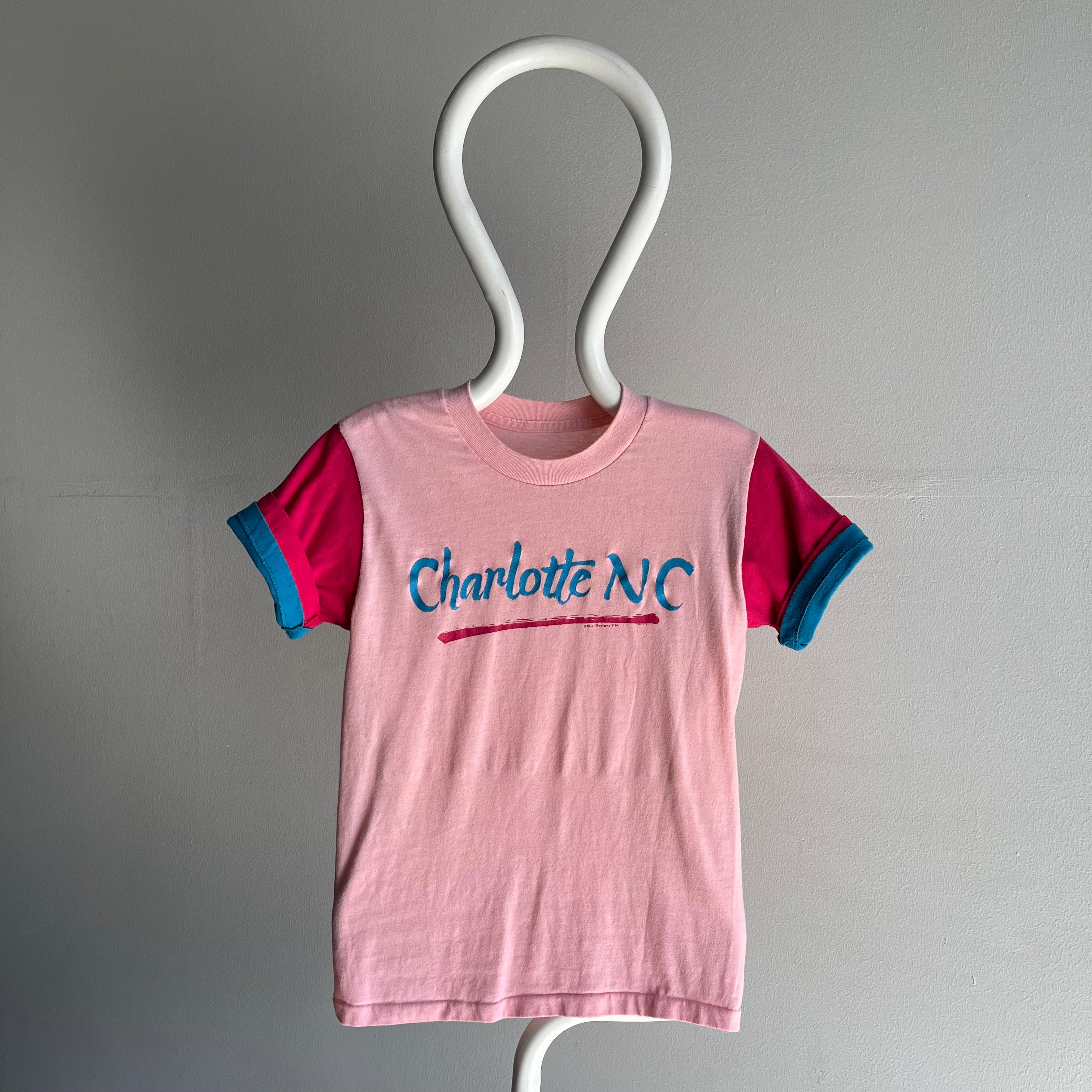 T-shirt Charlotte, Caroline du Nord à trois tons des années 1980