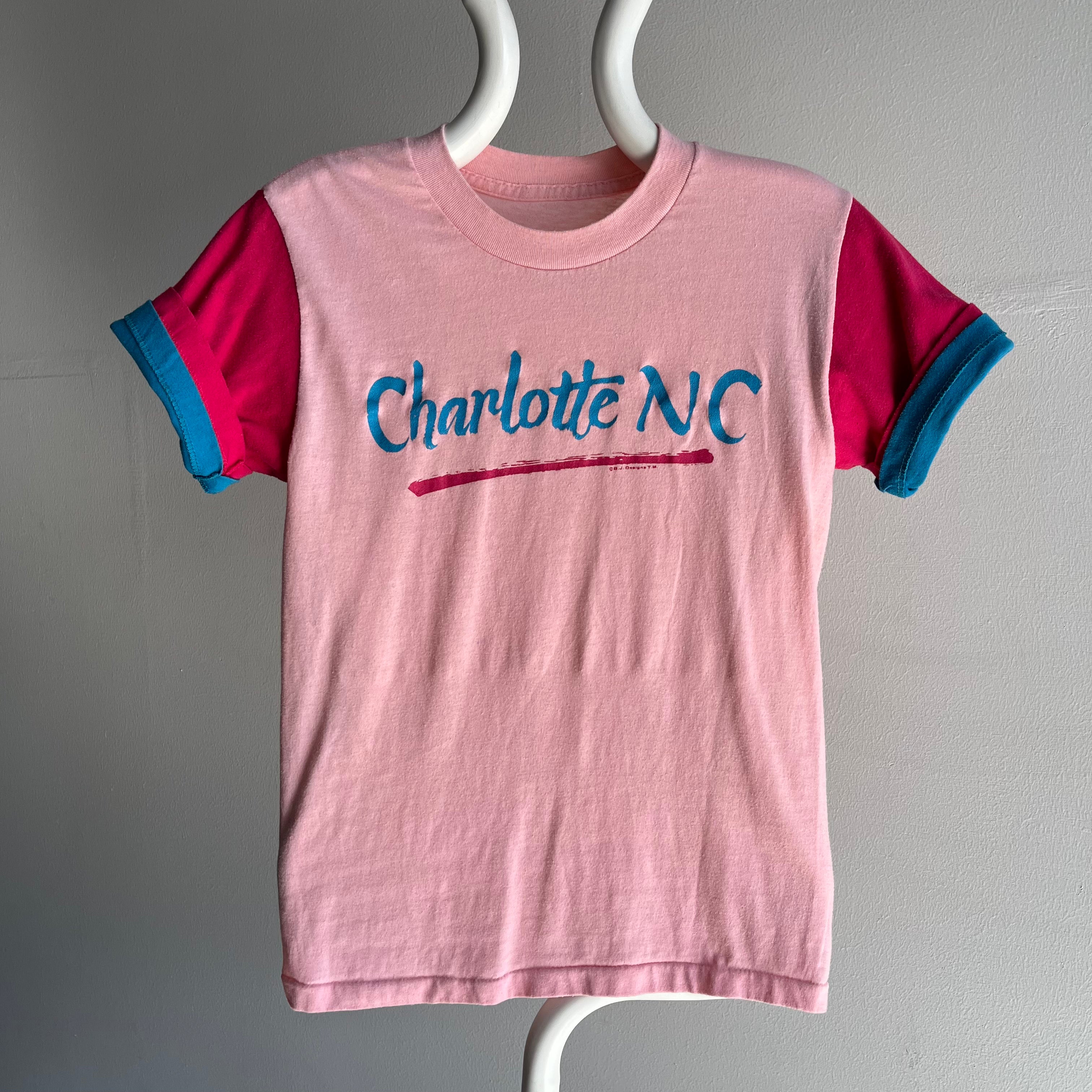 T-shirt Charlotte, Caroline du Nord à trois tons des années 1980