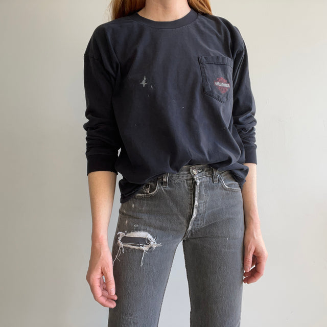 T-shirt de poche Harley en coton à manches longues en lambeaux, battu, peint des années 1990