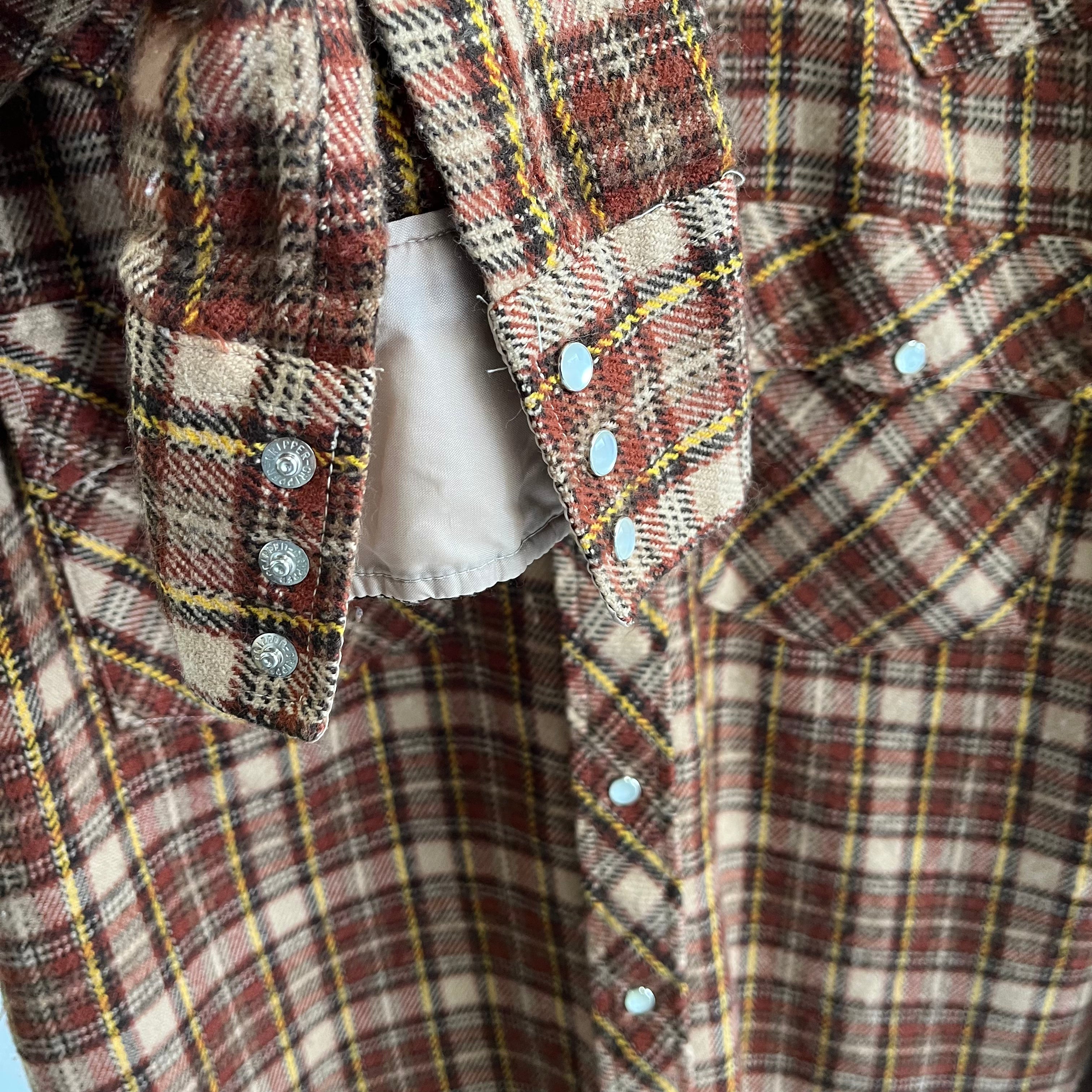 1970s Soft Acrylique Rusty Plaid Cowboy Snap Flannel - So Cosy