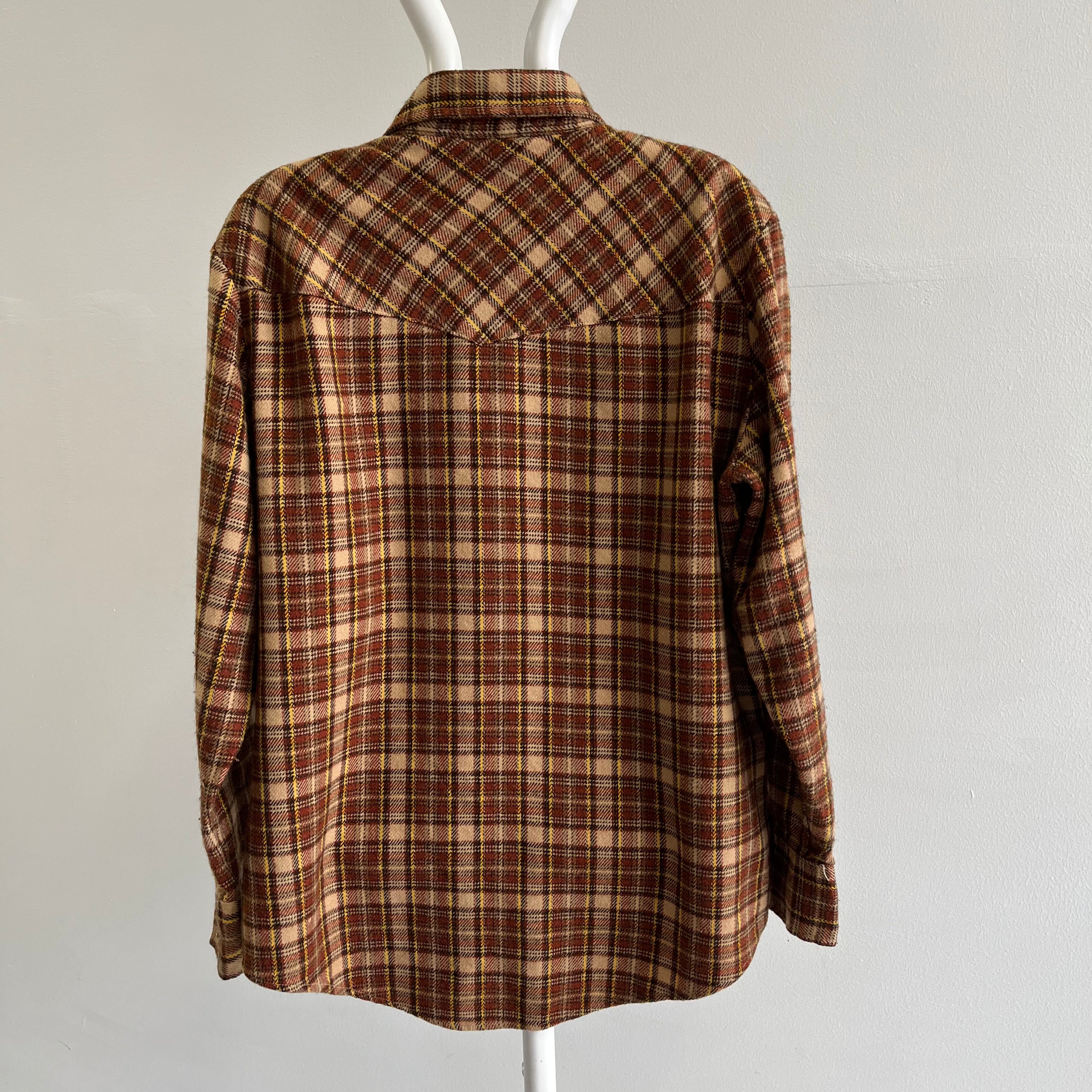 1970s Soft Acrylic Rusty Plaid Cowboy Snap Flannel - So Cozy