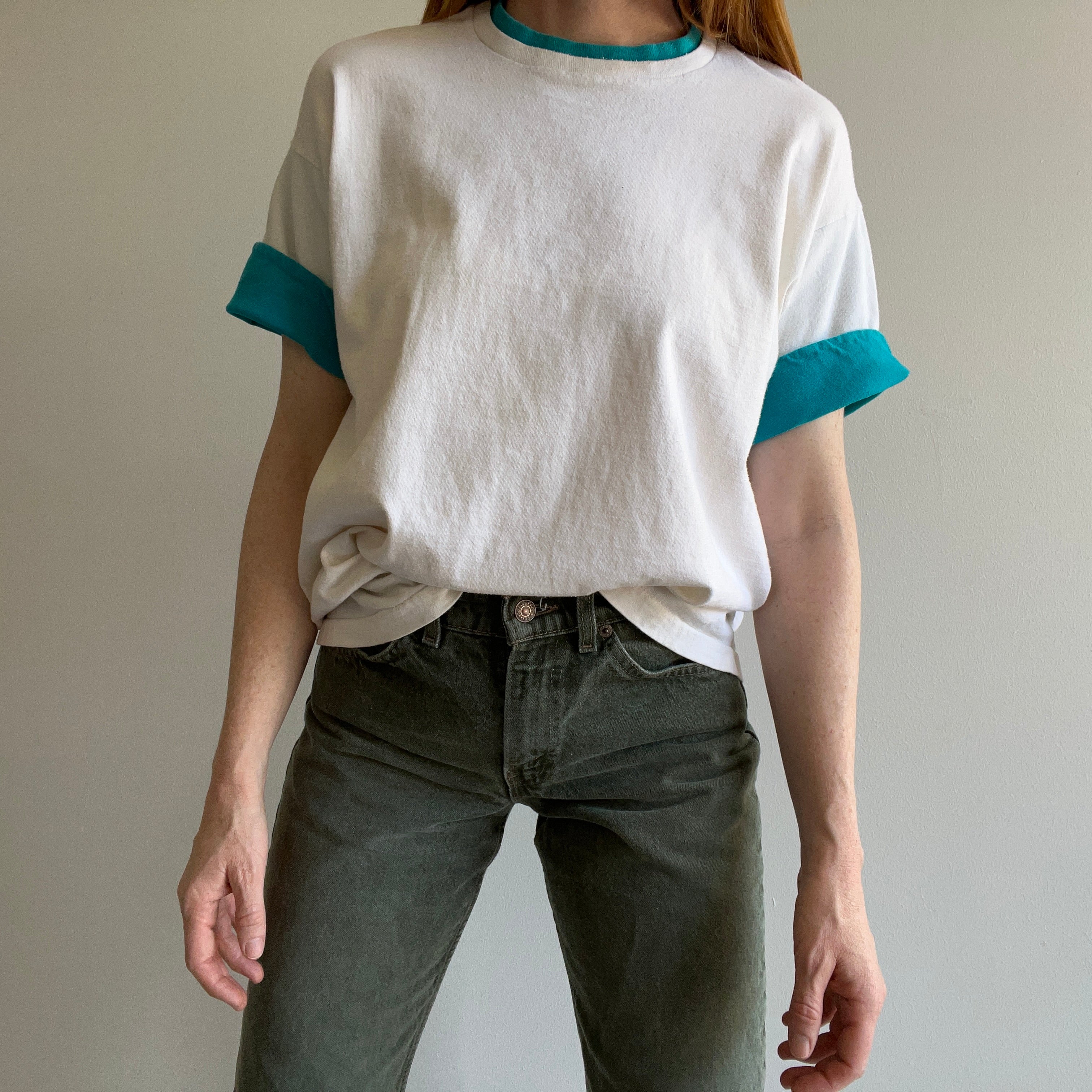 T-shirt en coton bleu sarcelle et blanc à blocs de couleurs des années 1980 par FOTL