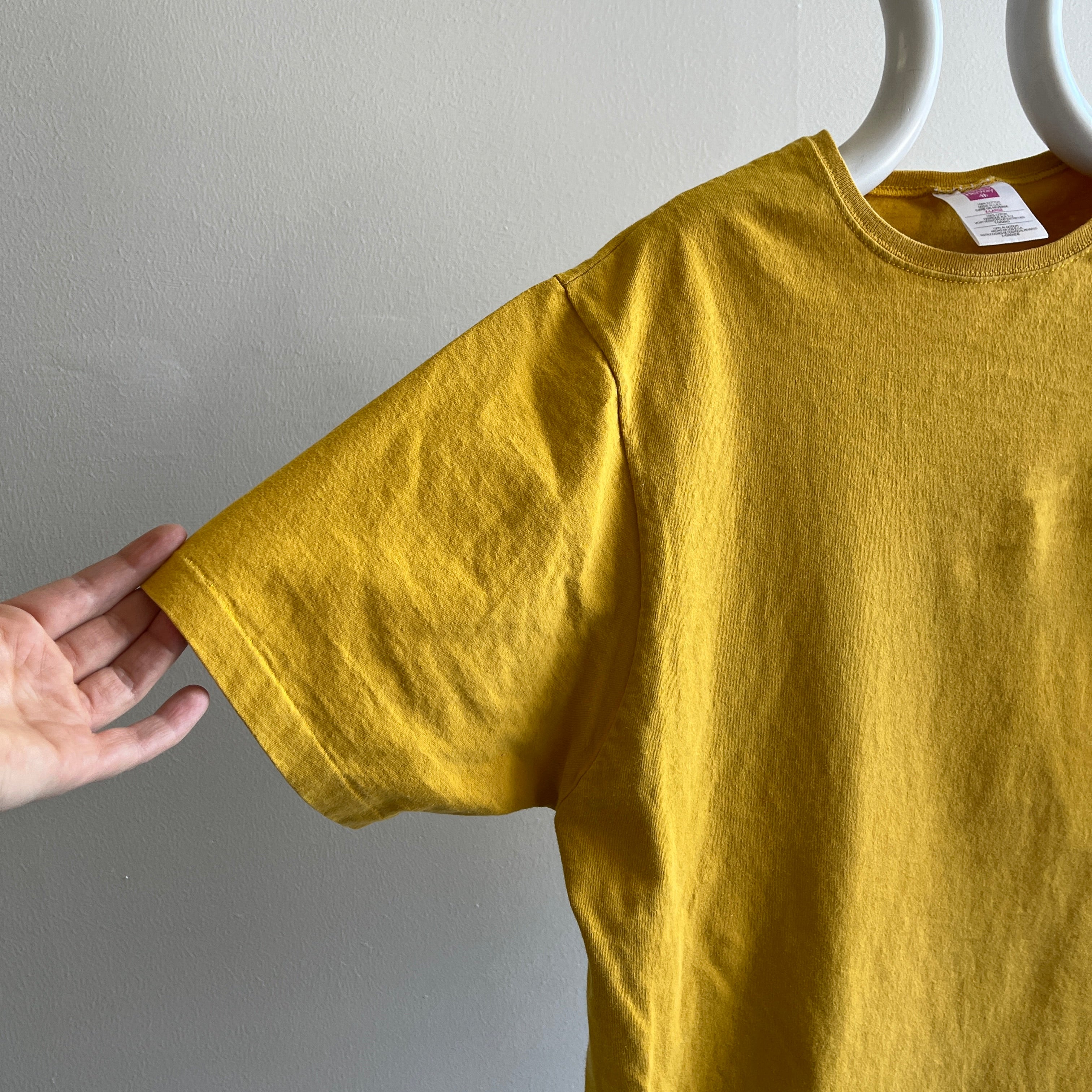 1990s Marigold/Mustard Boxy Cotton Hanes Her Way T-Shirt