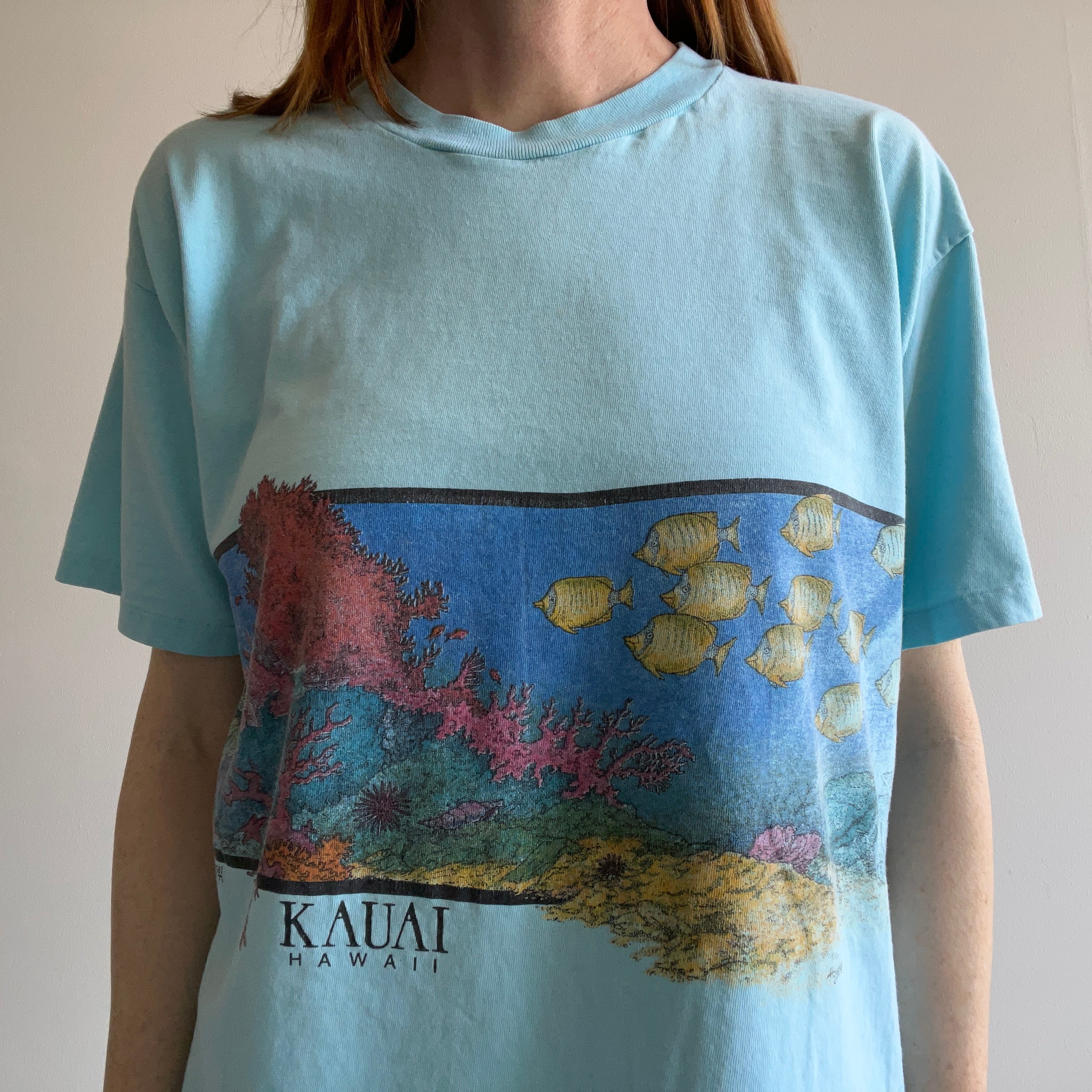1988 T-shirt de poisson hawaïen doux et usé enveloppant