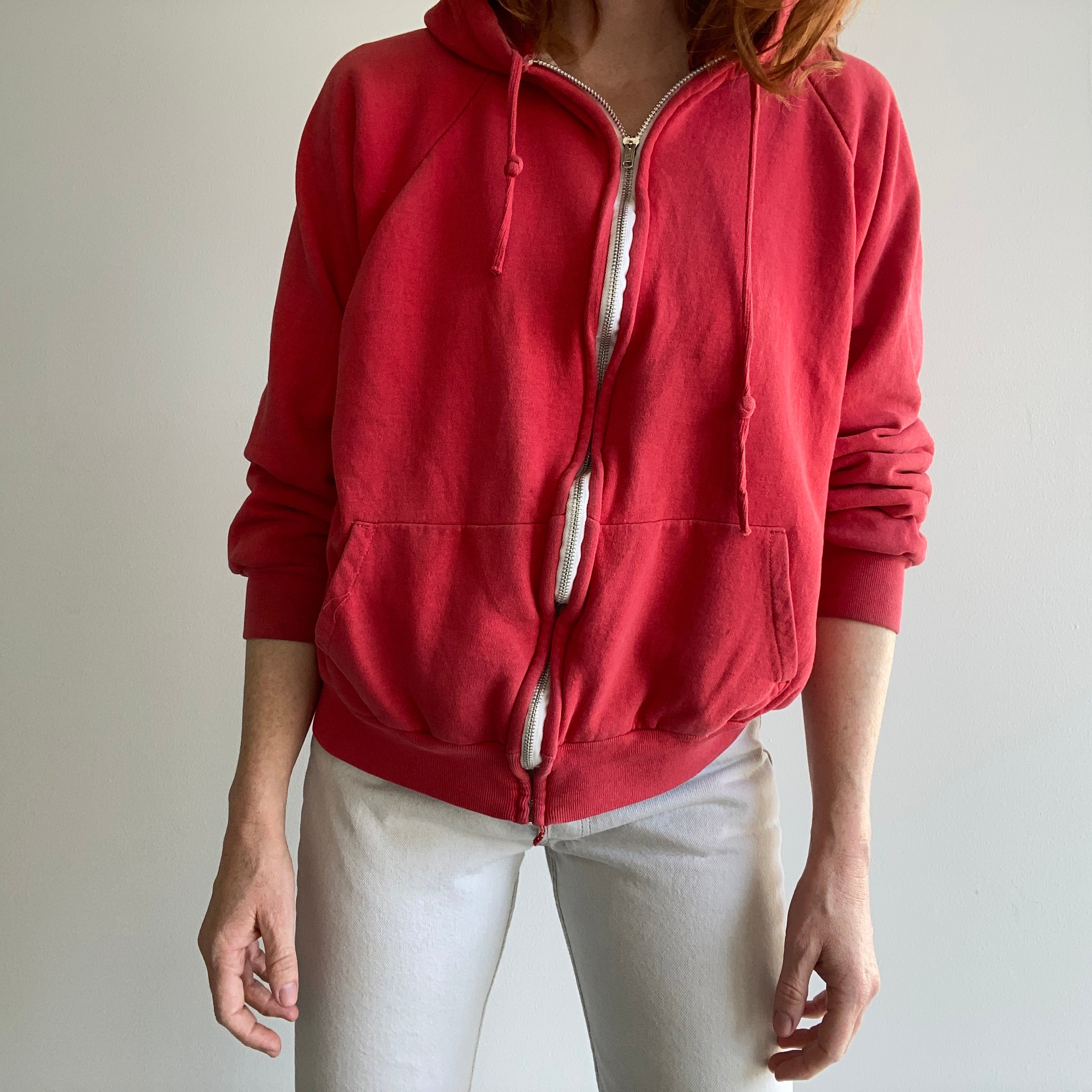 1970/80s Red Insulated Zip Up Hoodie with A Contrast Zipper