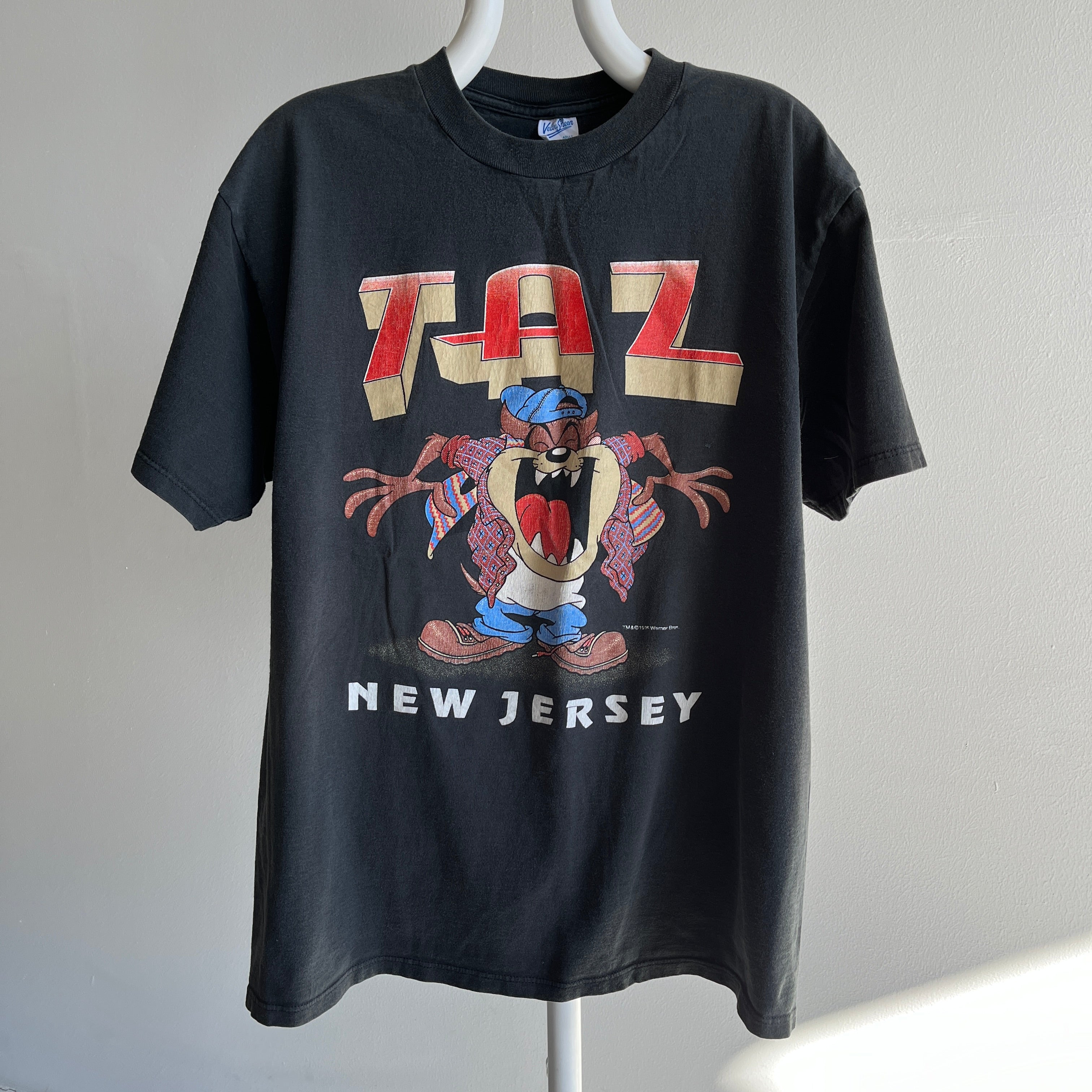 1995 New Jersey Taz T-SHirt by Velva Sheen !!!!