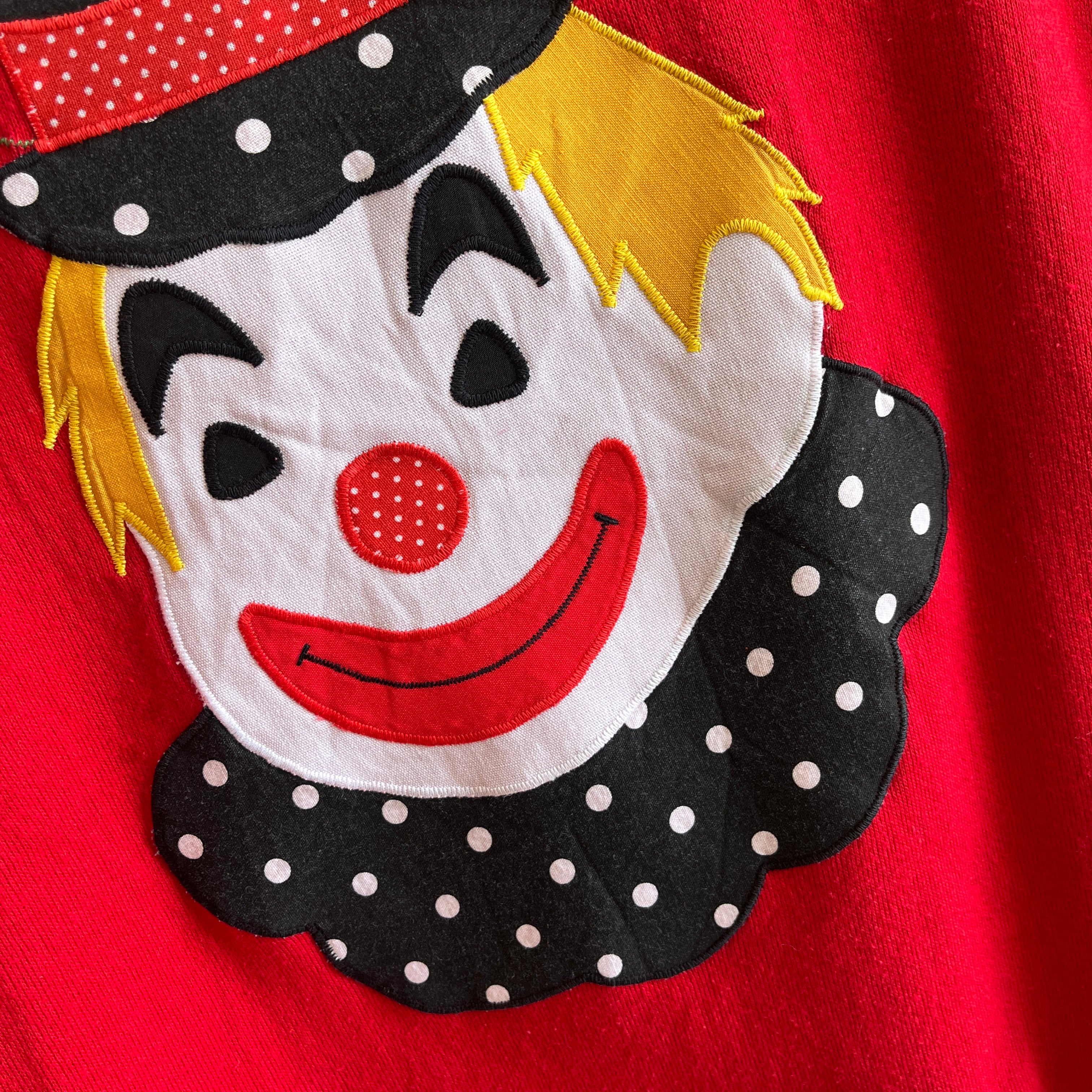 Sweat-shirt à appliques de clown effrayant des années 1980