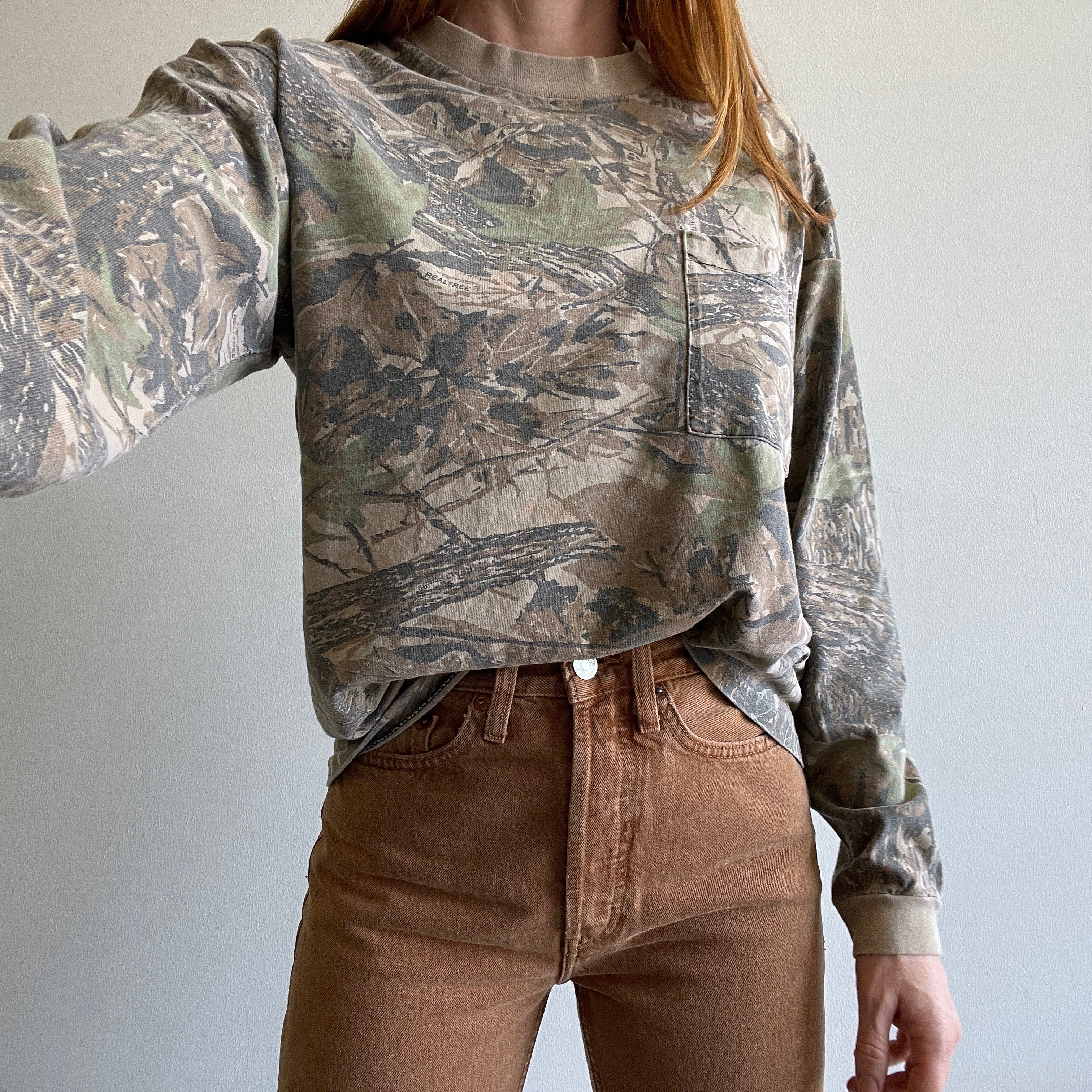 1980s Duxbak à manches longues joliment battu coton chasse col montant camouflage poche chemise