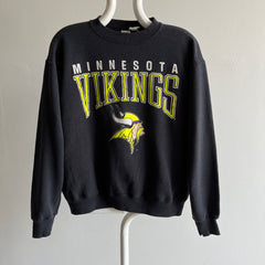 1980s Official NFL Minnesota Vikings Sweatshirt by Artex !!!