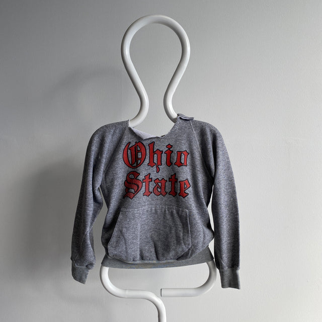 1980s Discus Brand Ohio State Plus petite taille Pull Cut Neck Hoodie avec une pochette déchirée