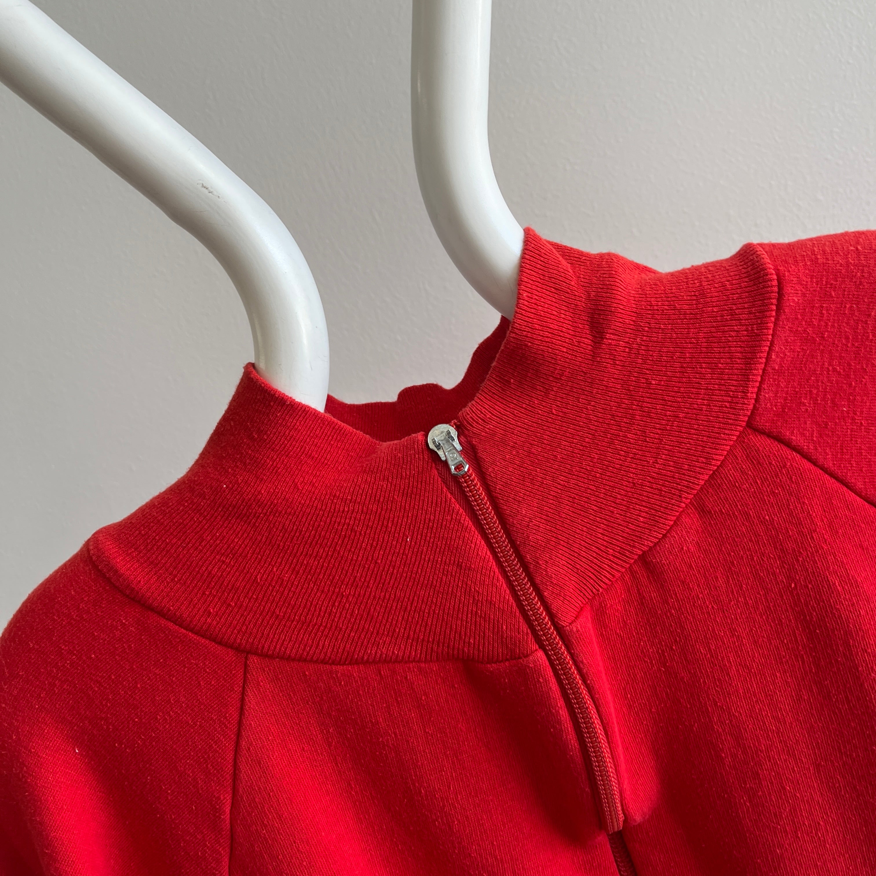 1970s Rad et Insolite Cut Red Quarter Zip Sweat-shirt avec poches !! par VanCort