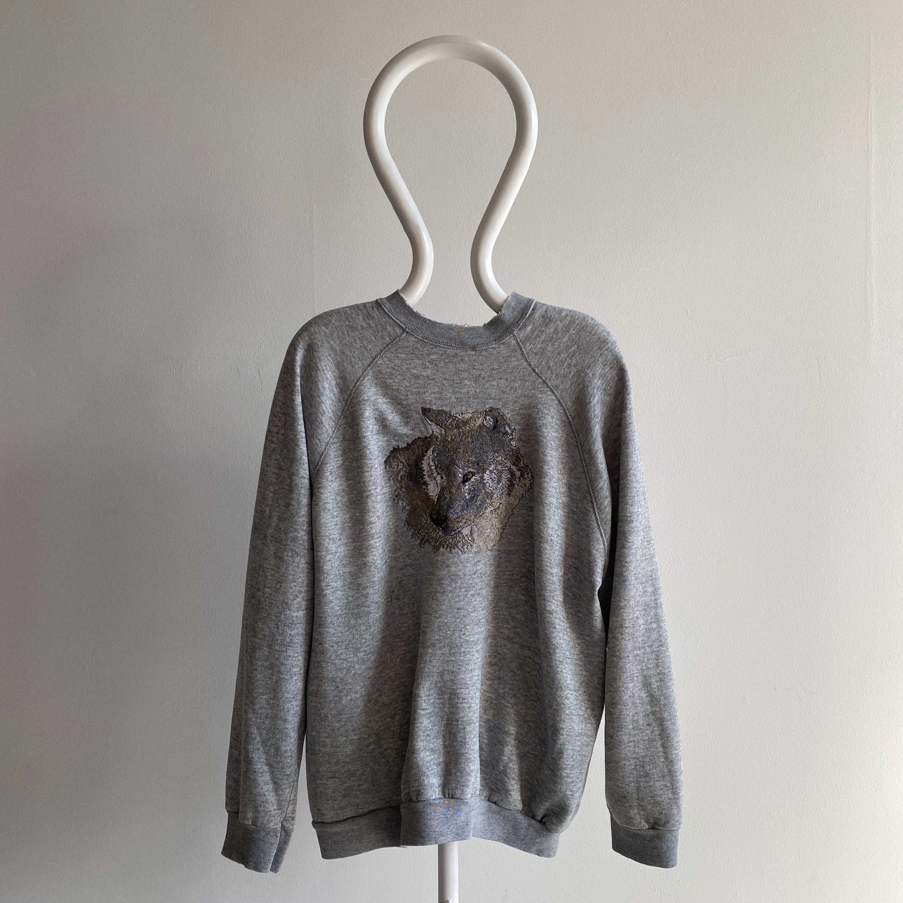 Sweat-shirt surdimensionné à tête de loup bricolage exquis des années 1980