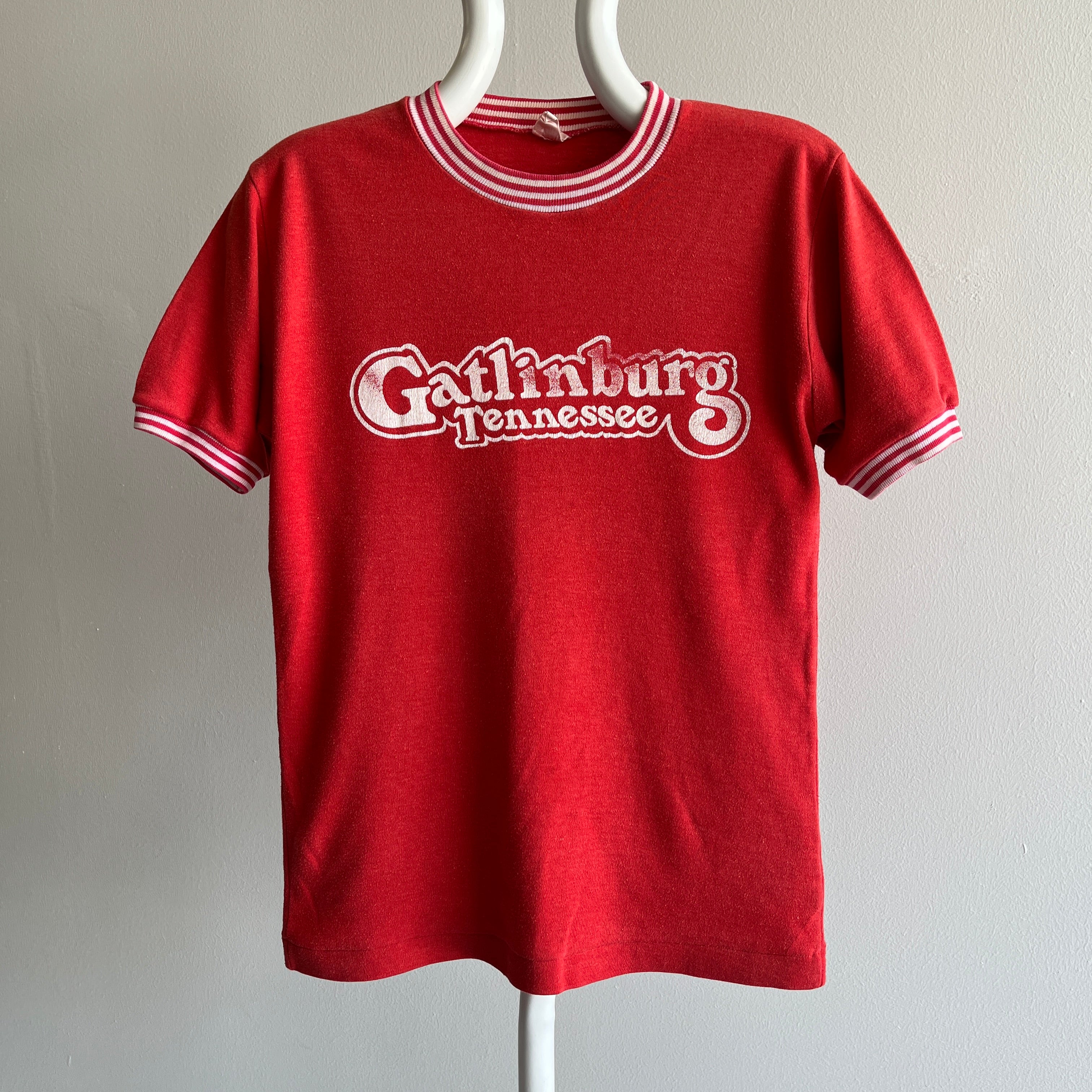 1970s Gatlinburg Tennessee RIng T-Shirt - THIS!!!